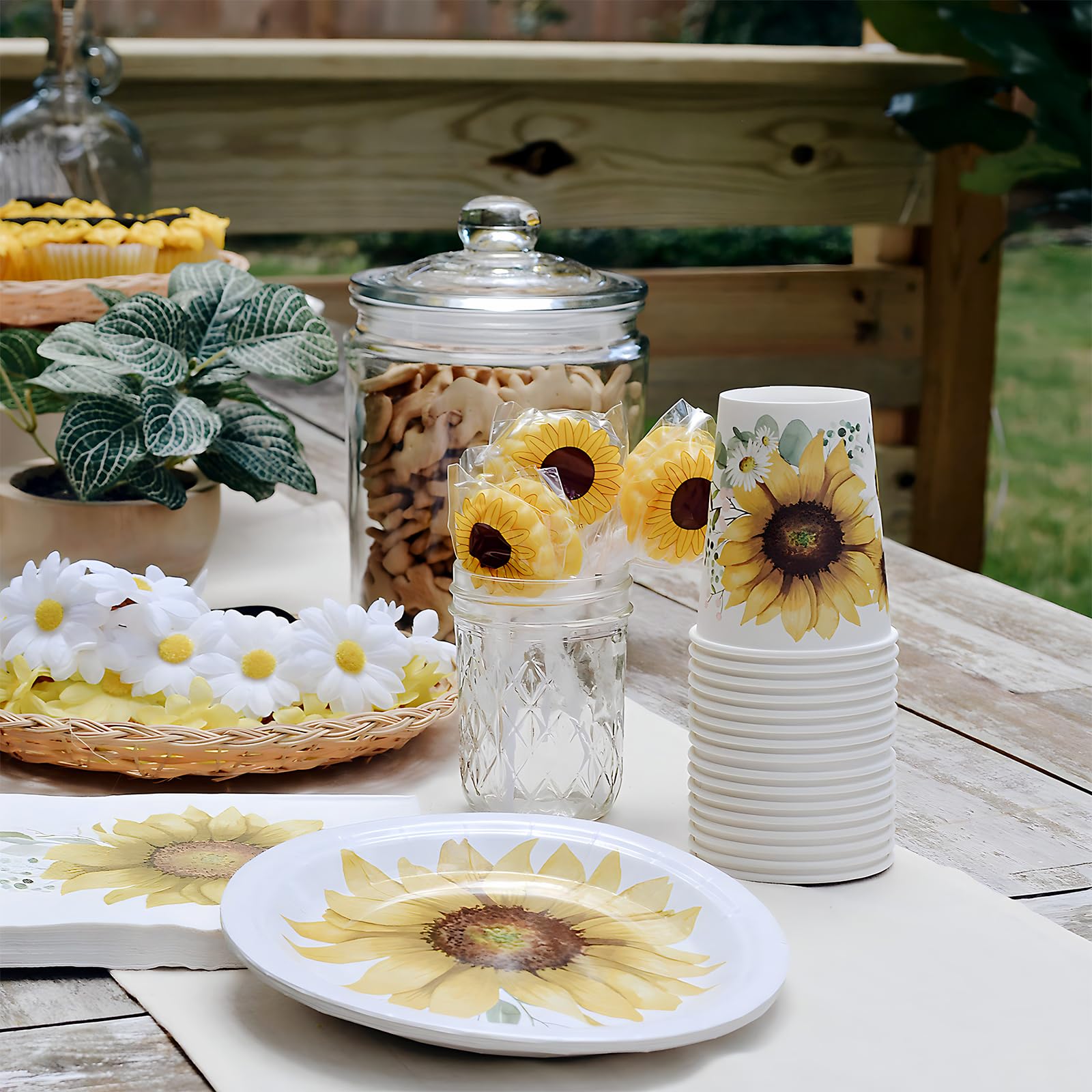 Fun Express Sunflower Party Cups - 8 Pack Colorful Disposable Drinking Cups for Summer BBQs, Birthday Parties & Outdoor Events