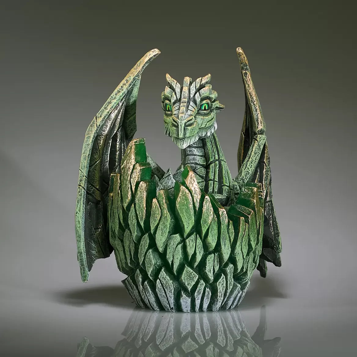 Green Dragon Egg Edge Sculpture - Handcrafted Home Decor for Fantasy & Gothic Style - Perfect for Bookshelf, Desk, or Gift Giving