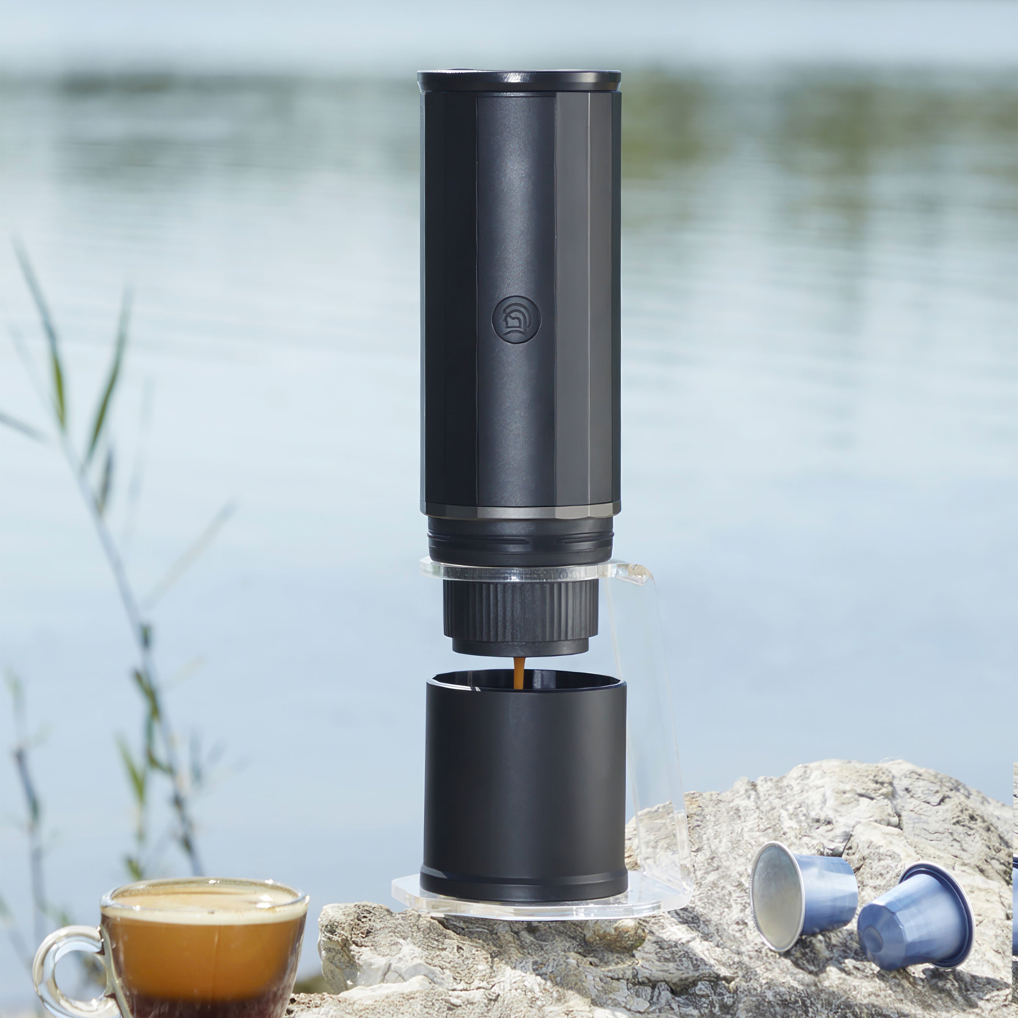 Heropresso Portable Espresso Maker - Handheld Coffee Machine for Camping, Travel & Office - 15Bar Pressure Manual Espresso Maker with USB Rechargeable Battery - Perfect Gift for Coffee Lovers