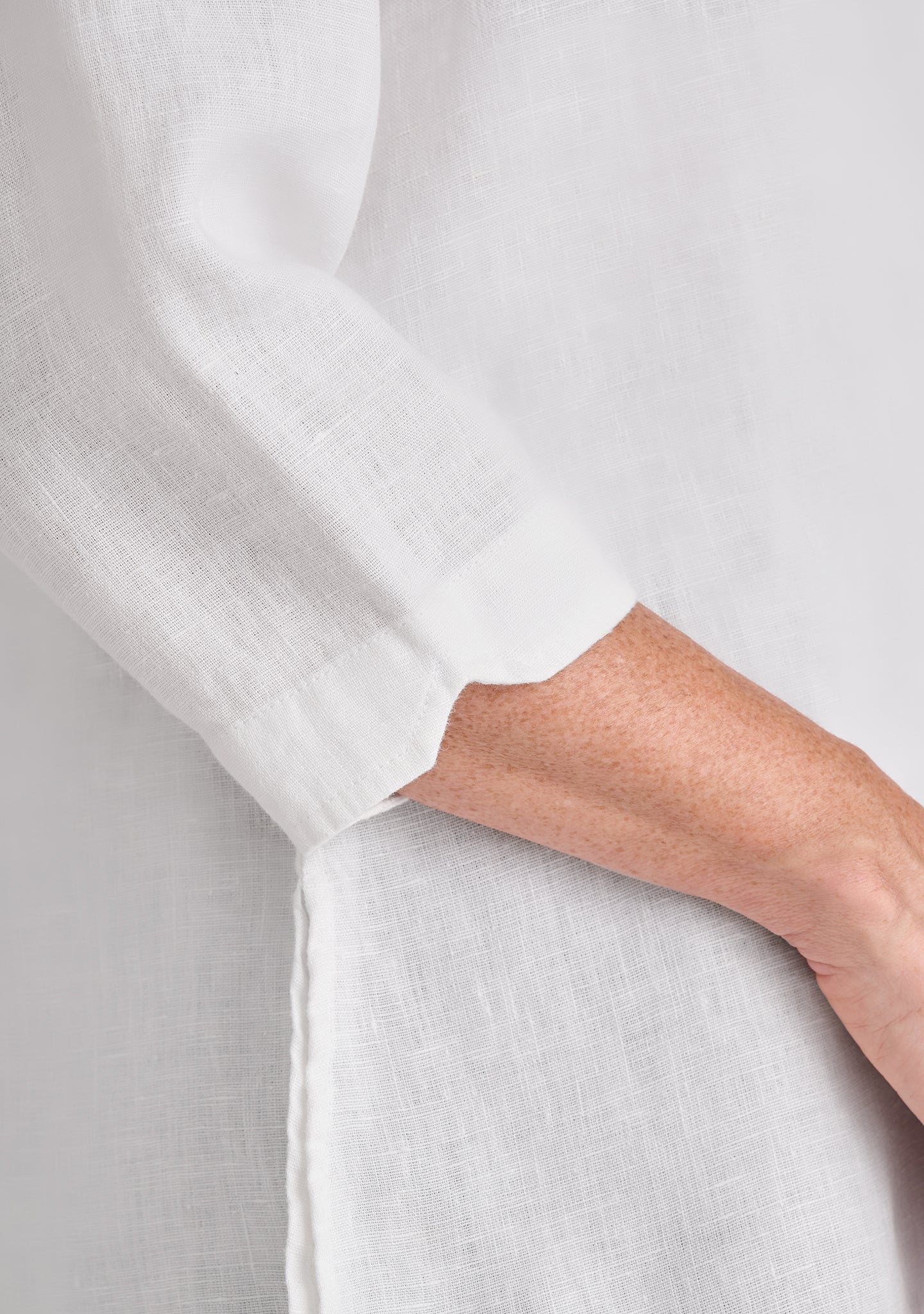 V Neck Linen Pullover Shirt for Men & Women - Breathable & Comfortable Summer Casual Wear