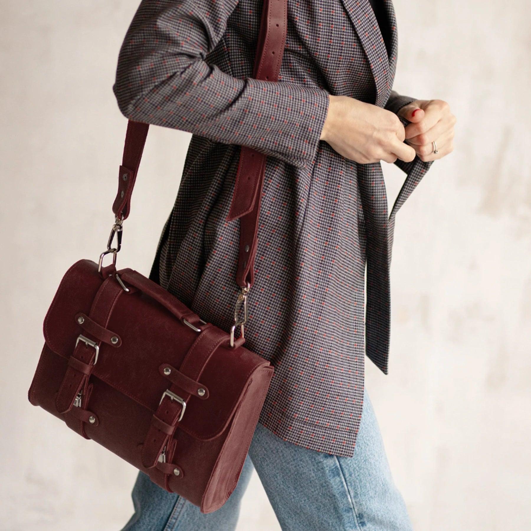 Professional Lora Leather Briefcase Bag for Men & Women - Stylish & Durable Office Work Bag - Perfect for Business Meetings, Commuting & Travel