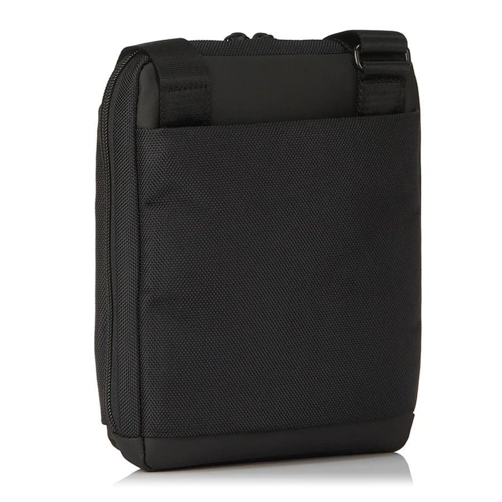 Hedgren Chip Shoulder Bag for Women & Men - Lightweight Travel Crossbody Bag, Water-Resistant Black Shoulder Purse - Perfect for Commuting, Shopping & Daily Essentials