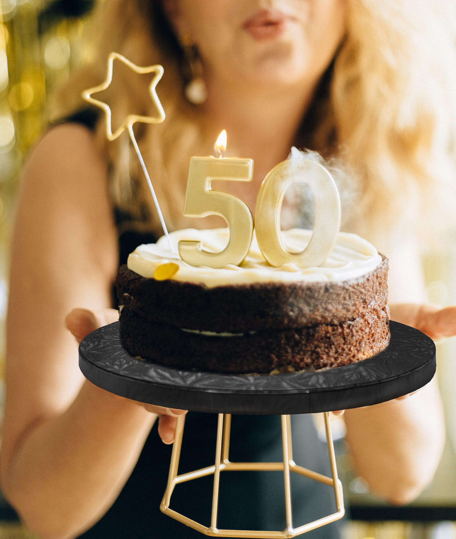 10 Inch Round Cake Drums - 4 Pack Black Sturdy Greaseproof Cake Boards (1/2 Inch Thick) with Banner Cake Topper - Perfect for Birthday, Wedding & Multi-Tiered Cakes by GoldenBakeryFamily - Ideal for Professional Baking, Cake Decorating & Dessert Displays