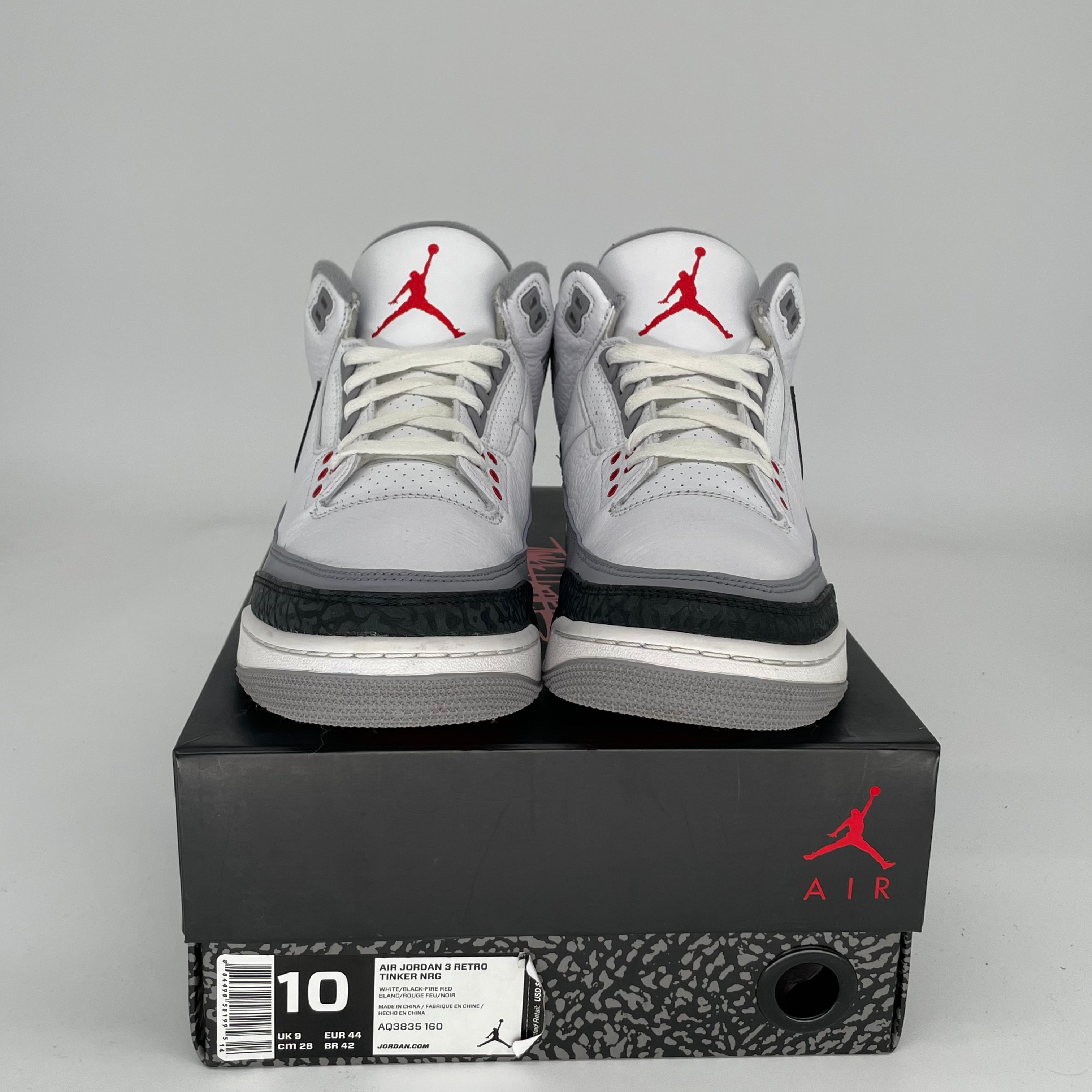 Original Title: AIR JORDAN 3 TINKER HATFIELD SIZE 10 AQ3835 160   Optimized Title: **Air Jordan 3 Retro Tinker Hatfield Men's Basketball Shoes Size 10 - AQ3835-160 | Authentic Sneakers for Sports & Streetwear Fashion**    **Usage Scenarios:** Perfect for basketball games, gym workouts, casual streetwear, and sneaker collections.