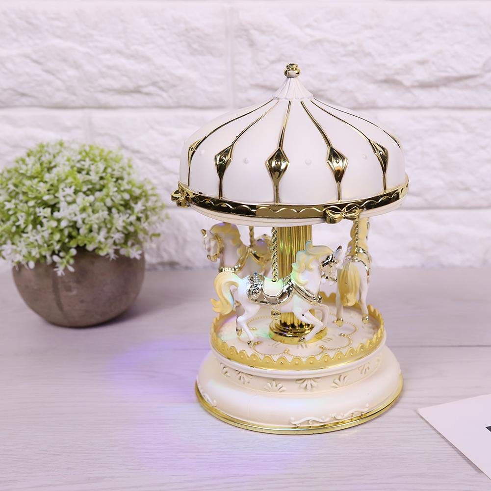 Oumefar Three Horses Carousel Music Box - Romantic Golden Plastic Musical Gift for Birthday, Anniversary & Valentine's Day - Perfect for Home Decor, Wedding Centerpieces & Romantic Surprises