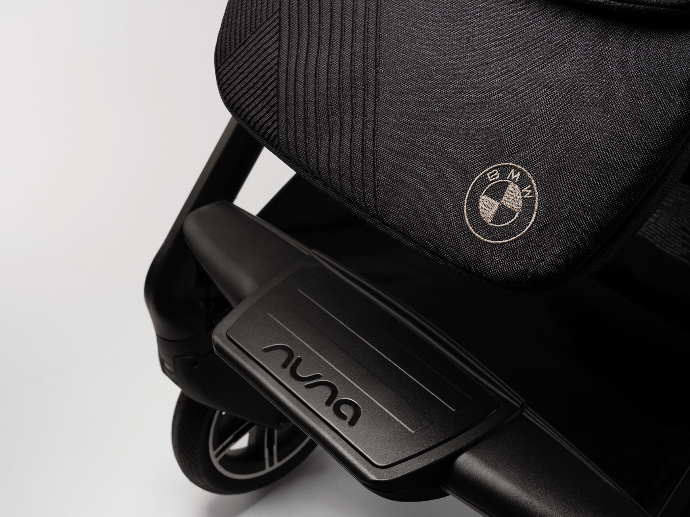Nuna Mixx Next Stroller with Magnetic Buckle - Lightweight Travel Stroller for Babies & Toddlers - Perfect for City Walks, Shopping, and Air Travel