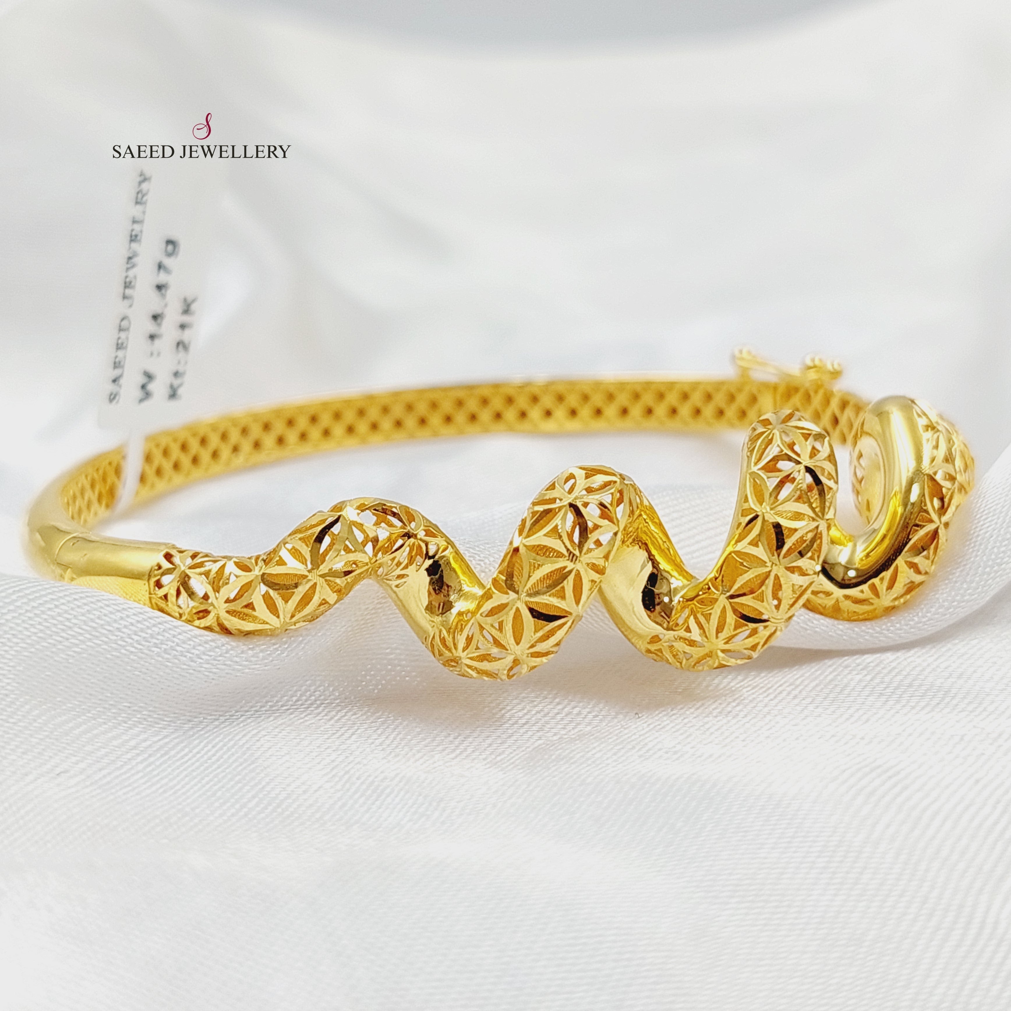 Exquisite Snake Bangle Bracelet for Women - Fashion Jewelry for Parties, Dating & Special Occasions