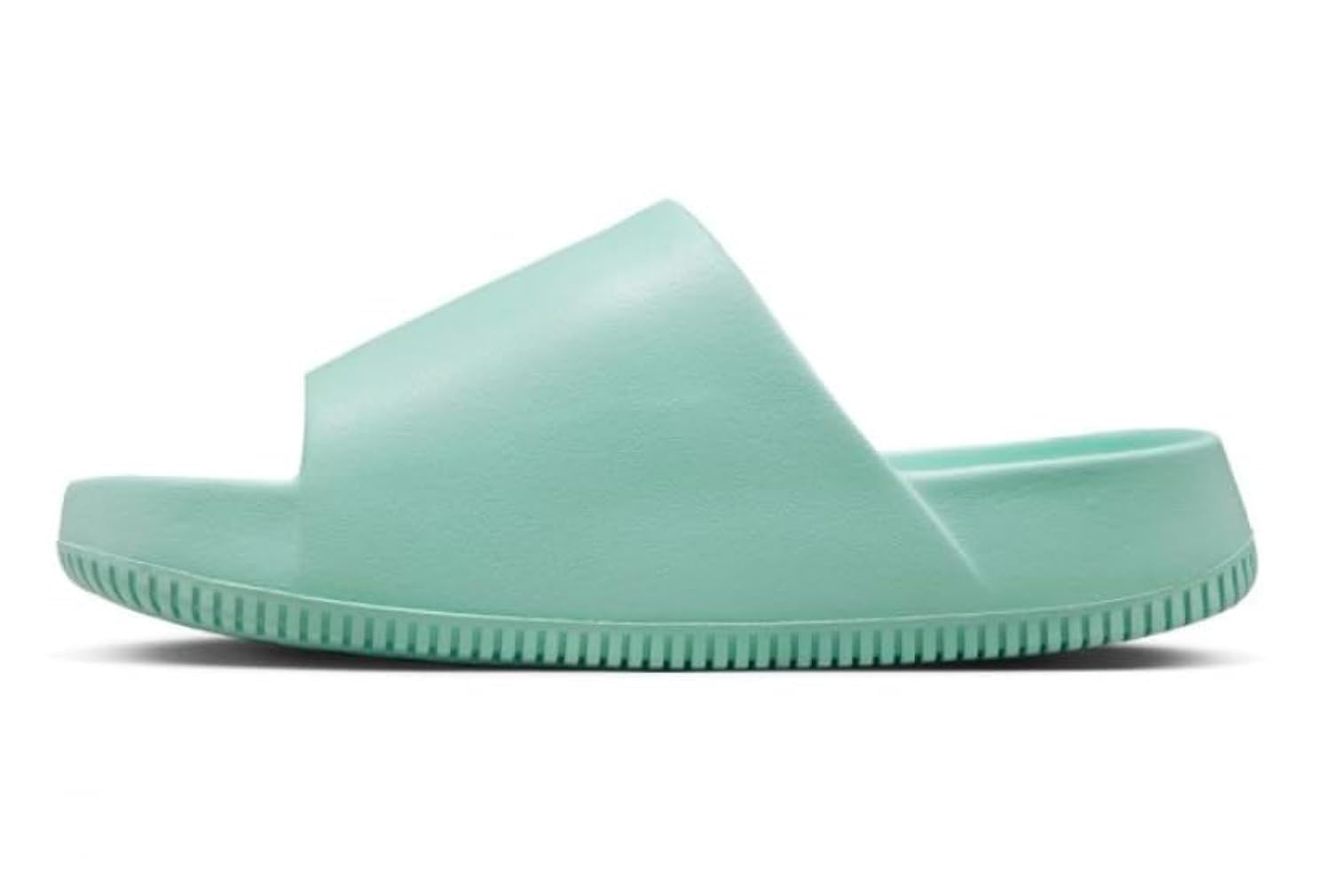 Nike Women's Comfortable Sports Slides - Lightweight Athletic Sandals for Running, Gym, Pool & Beach | Perfect Post-Workout Recovery Shoes