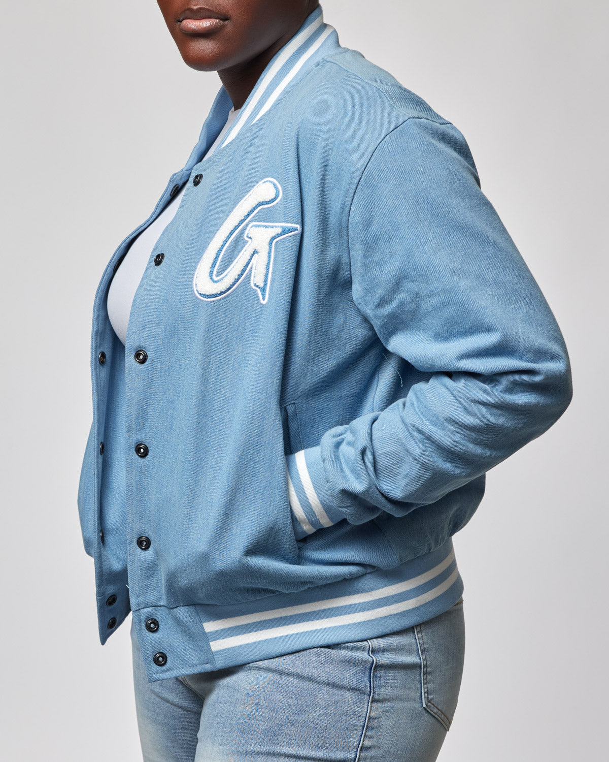 Vintage Denim Varsity Jacket for Men & Women | Classic American Style Baseball Jacket with Ribbed Collar & Cuffs | Perfect for Casual Outfits, Streetwear Fashion & Fall Layering