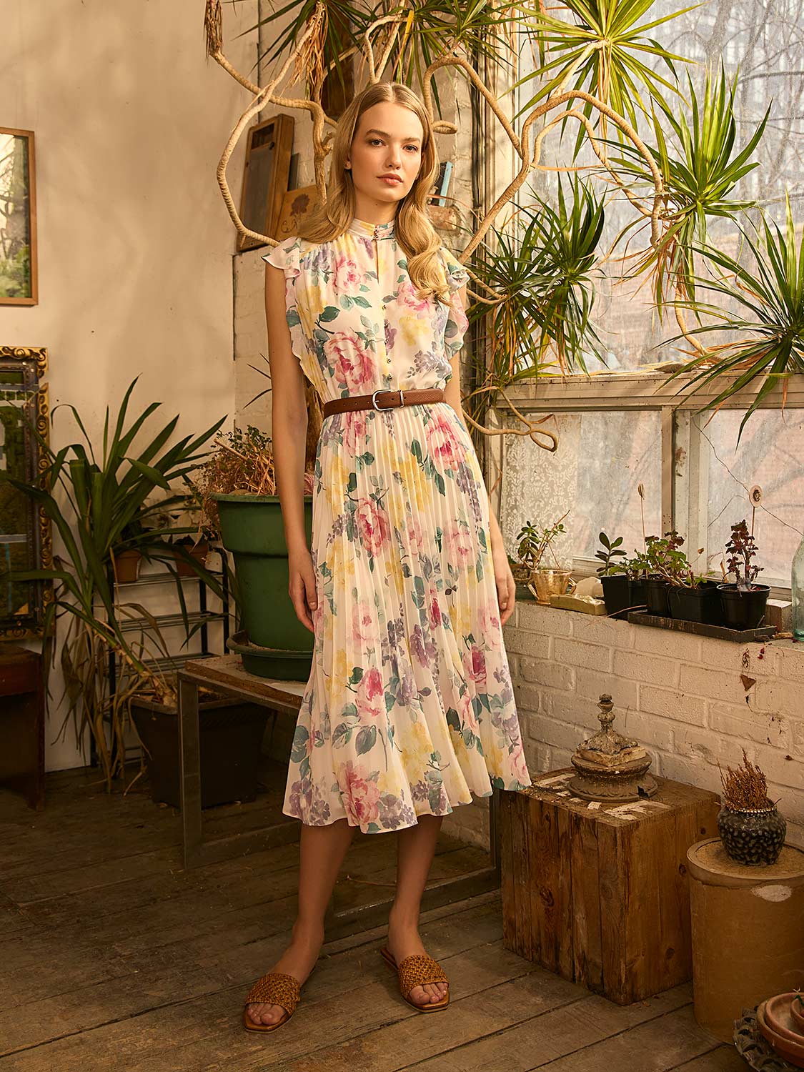 Elegant Printed Pleated Chiffon Dress with Ruffle Sleeves - Women's Flowy Summer Dress for Parties, Weddings & Special Occasions