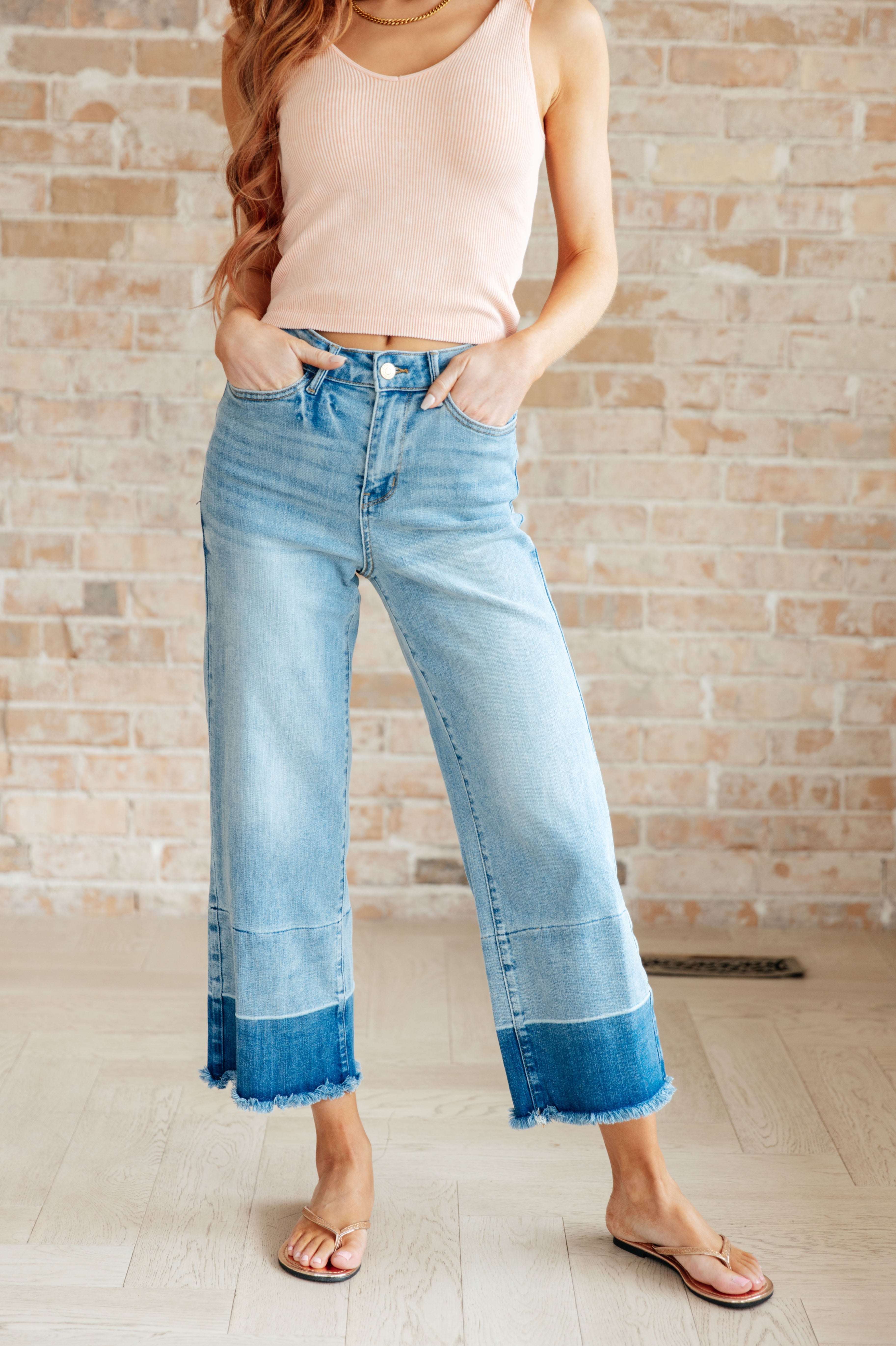 Judy Blue Women's Medium Wash Olivia High Rise Wide Leg Crop Jeans - Stylish Distressed Denim Pants for Casual Outings & Weekend Wear