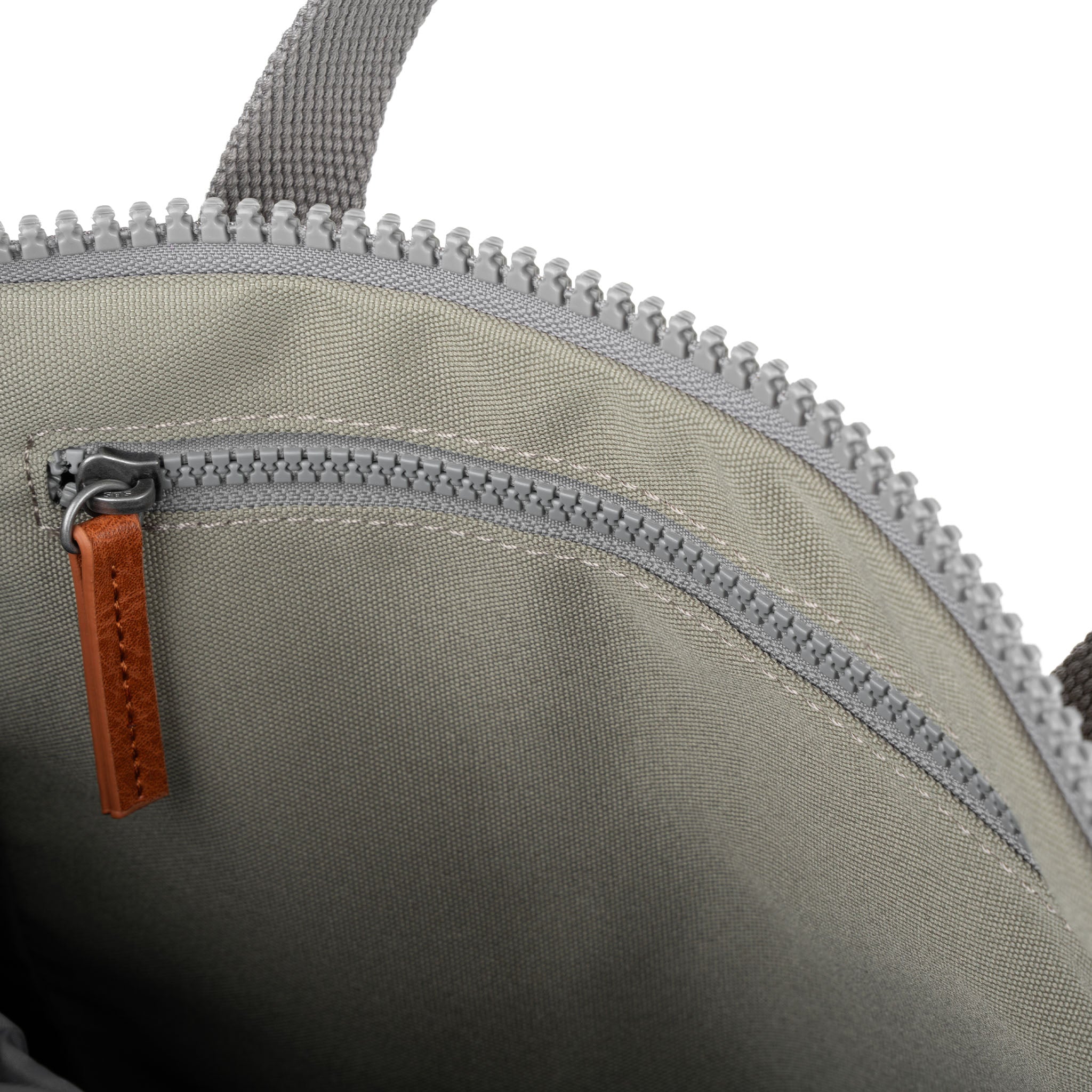 Finchley A Coriander Recycled Canvas Tote Bag - Eco-Friendly & Stylish for Grocery Shopping, Beach Trips & Daily Use