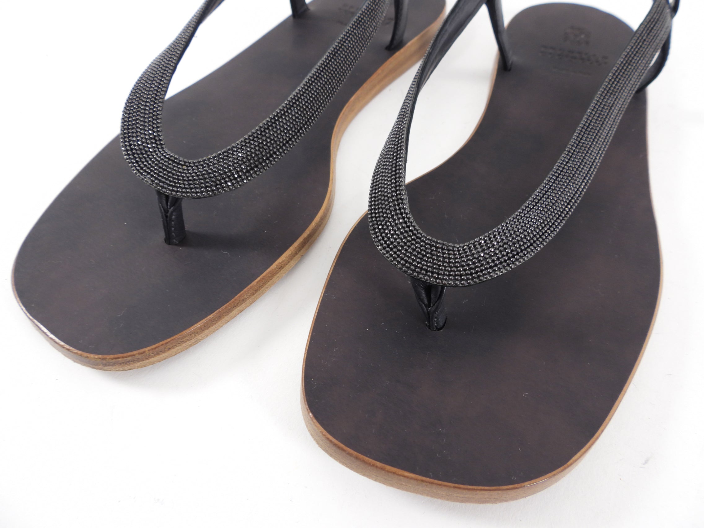 Brunello Cucinelli Dark Grey Monili Flat Sandals Size 38.5 | Women's Luxury Leather Summer Sandals | Perfect for Beach Vacations & Casual Outings