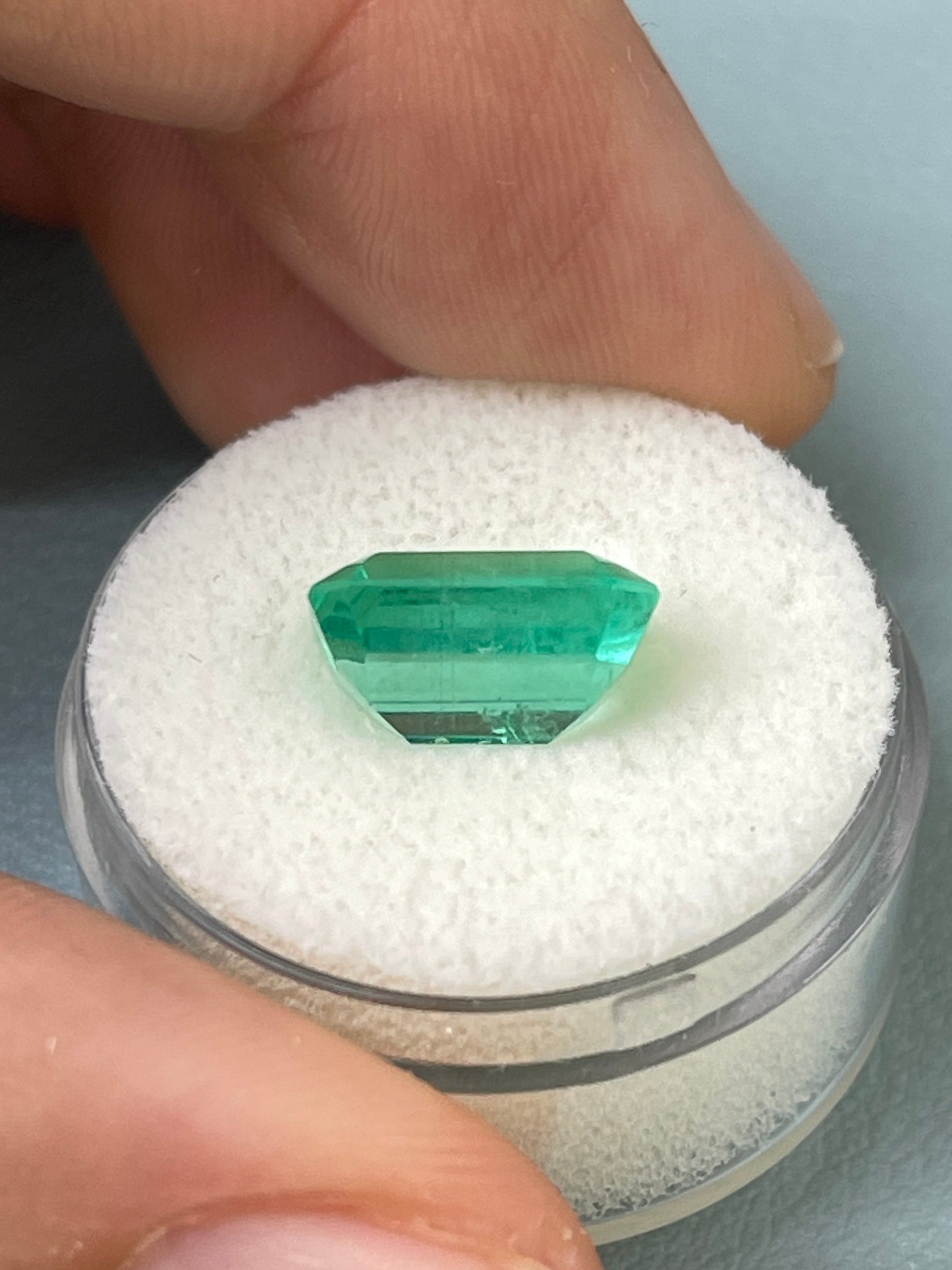 5.02 Carat 11.5x9mm Natural Loose Colombian Emerald Gemstone - Classic Emerald Cut for Jewelry Making, Engagement Rings & Luxury Gifts