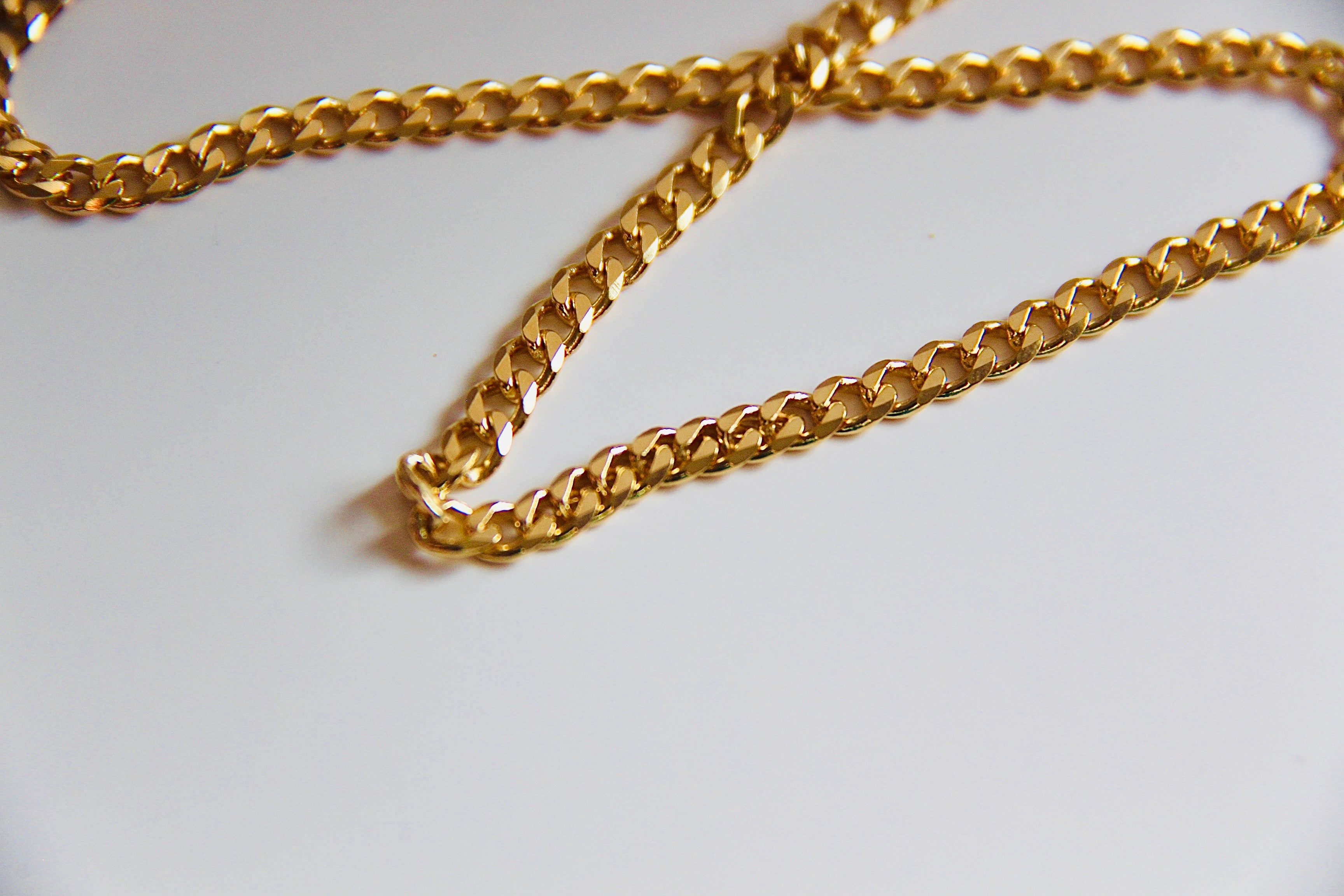 Gold Filled Curb Link Chain Bracelet for Women - Elegant Layered Jewelry for Everyday Wear & Special Occasions