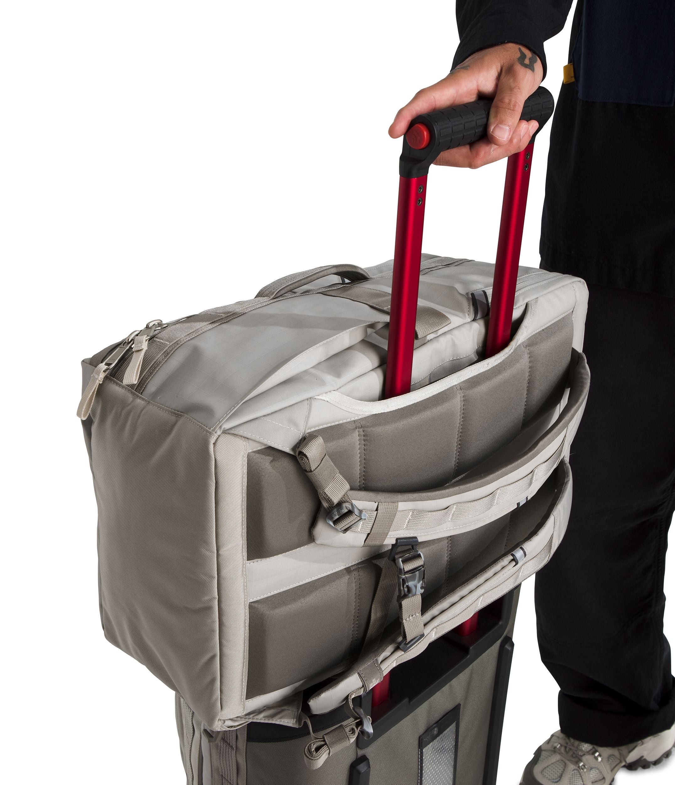 The North Face Base Camp Voyager Travel Backpack - Durable Water-Resistant Hiking & Camping Backpack for Outdoor Adventures, Travel & Daily Commute