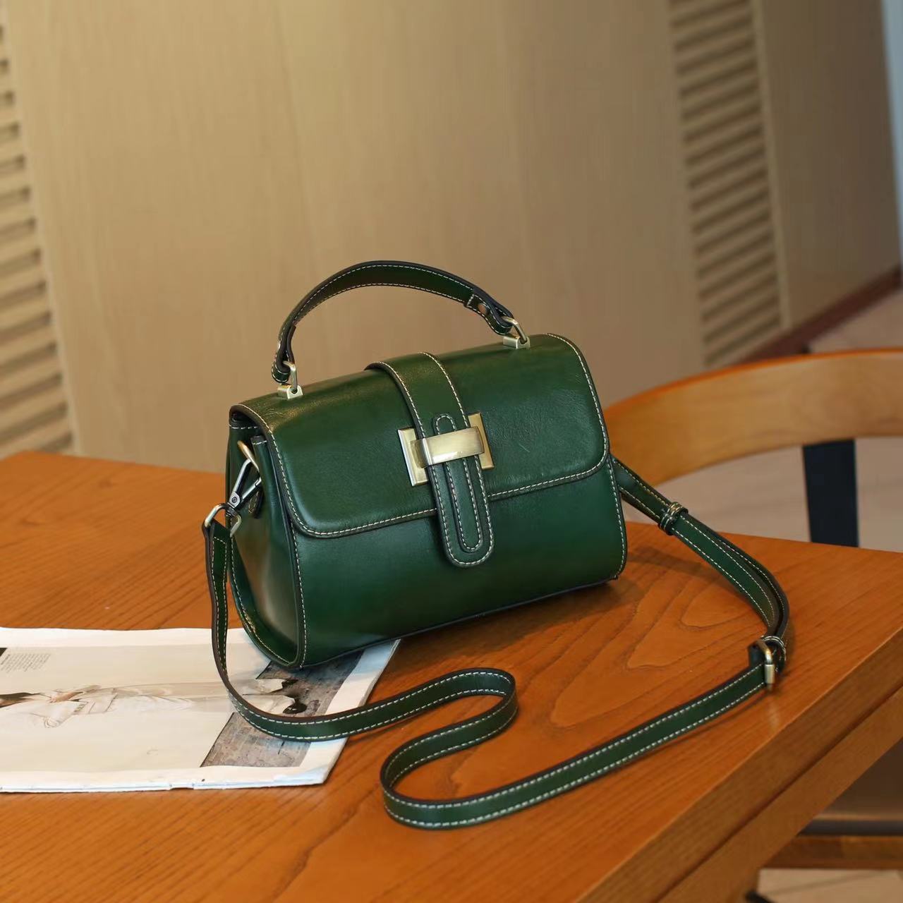 Stylish Genuine Leather Handbag for Women - Fashionable Crossbody Purse with Adjustable Strap, Perfect for Work, Travel & Everyday Use