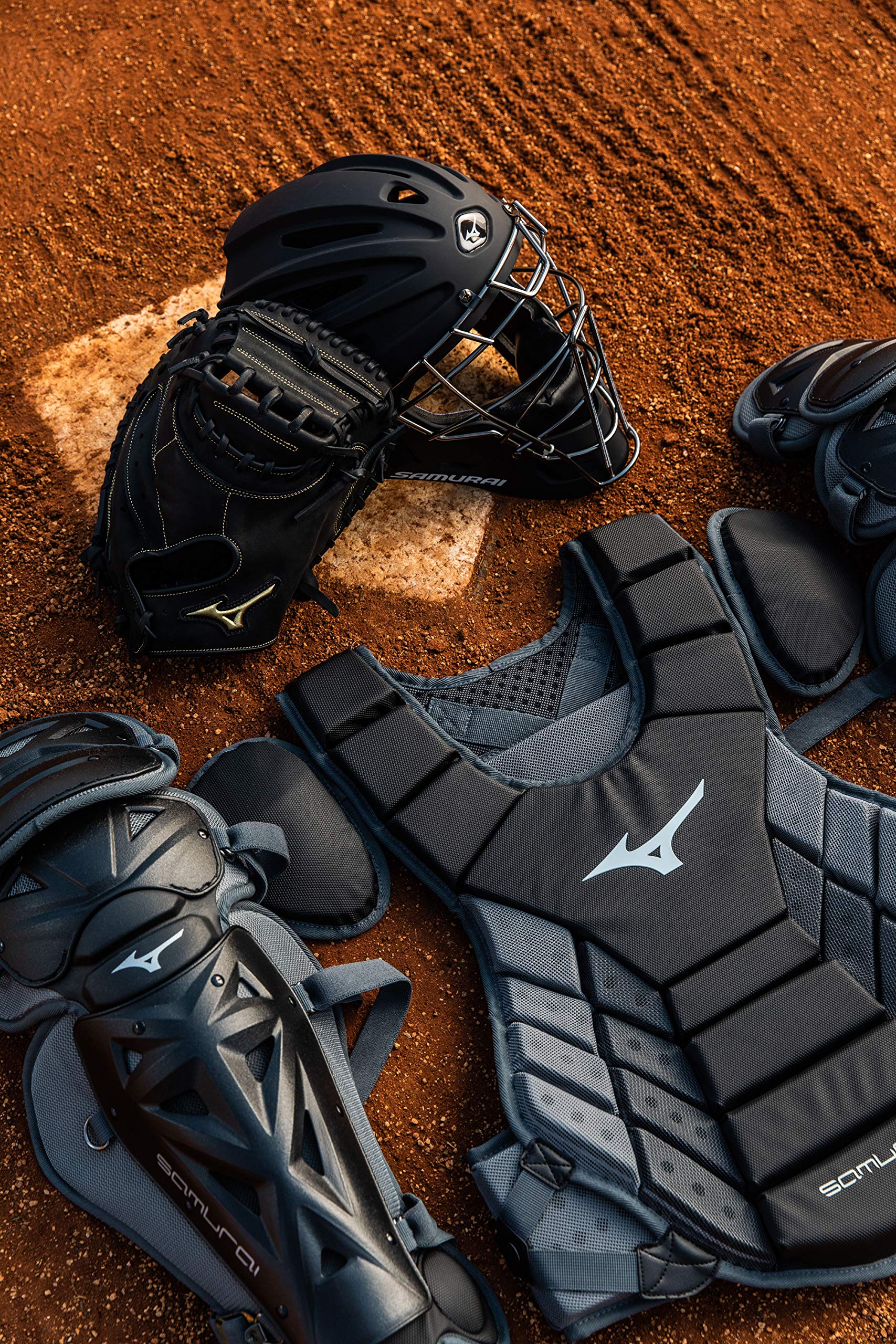 Mizuno Samurai Baseball Chest Protector - Youth & Adult Catcher Gear for Baseball & Softball - Lightweight & Durable Protection for Training & Games