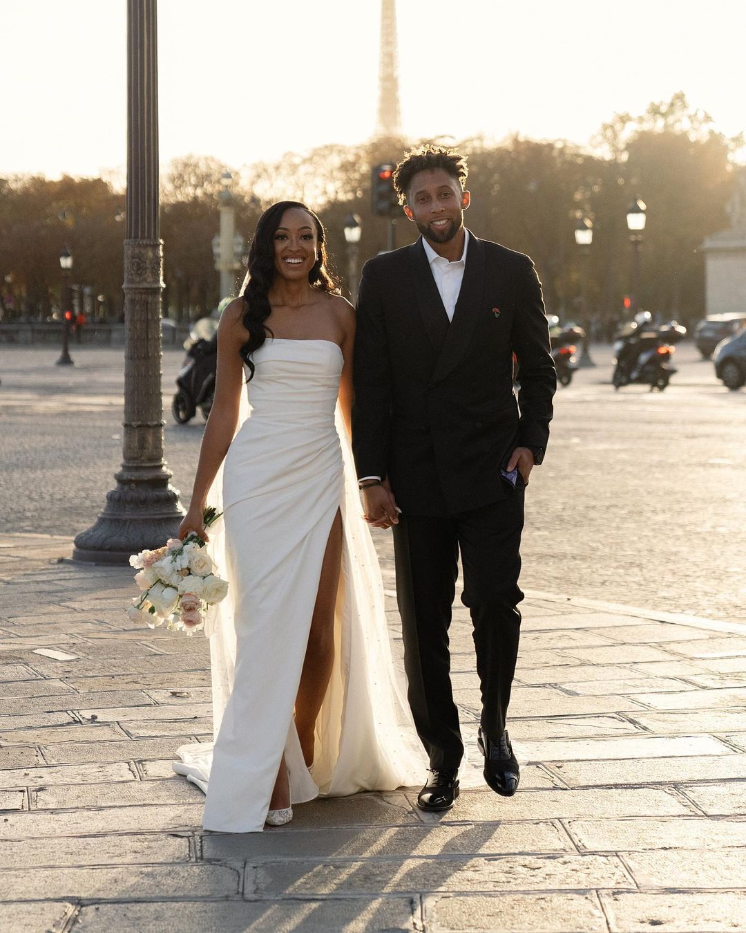 Elegant Plus Size Satin Mermaid Wedding Dress for Women - Strapless Princess Gown with High Slit | Perfect for Beach, Church, and Formal Bridal Ceremonies