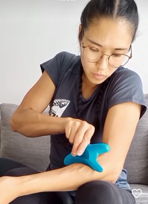 The Wave Tool - Patented Ergonomic Soft Tissue Release Massager for Trigger Points, Fascial & Muscle Pain Relief, Tendonitis & Scar Tissue Recovery - Perfect for Athletes, Physical Therapy & Home Use