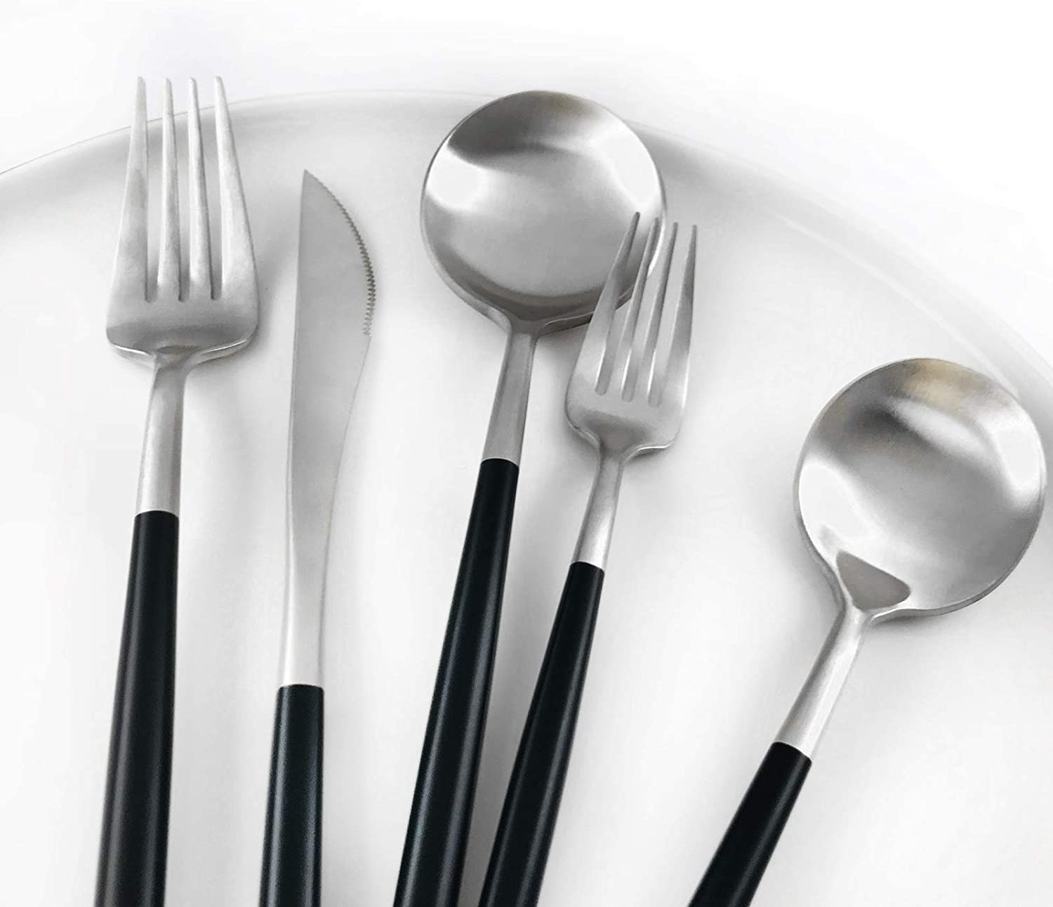 40-Piece Matte Silver Black 304 Stainless Steel Cutlery Set - Forks, Spoons & Knives for 8 People - Durable Kitchen Dinnerware for Camping, Wedding, Christmas Party & Home Dining (Dishwasher Safe)