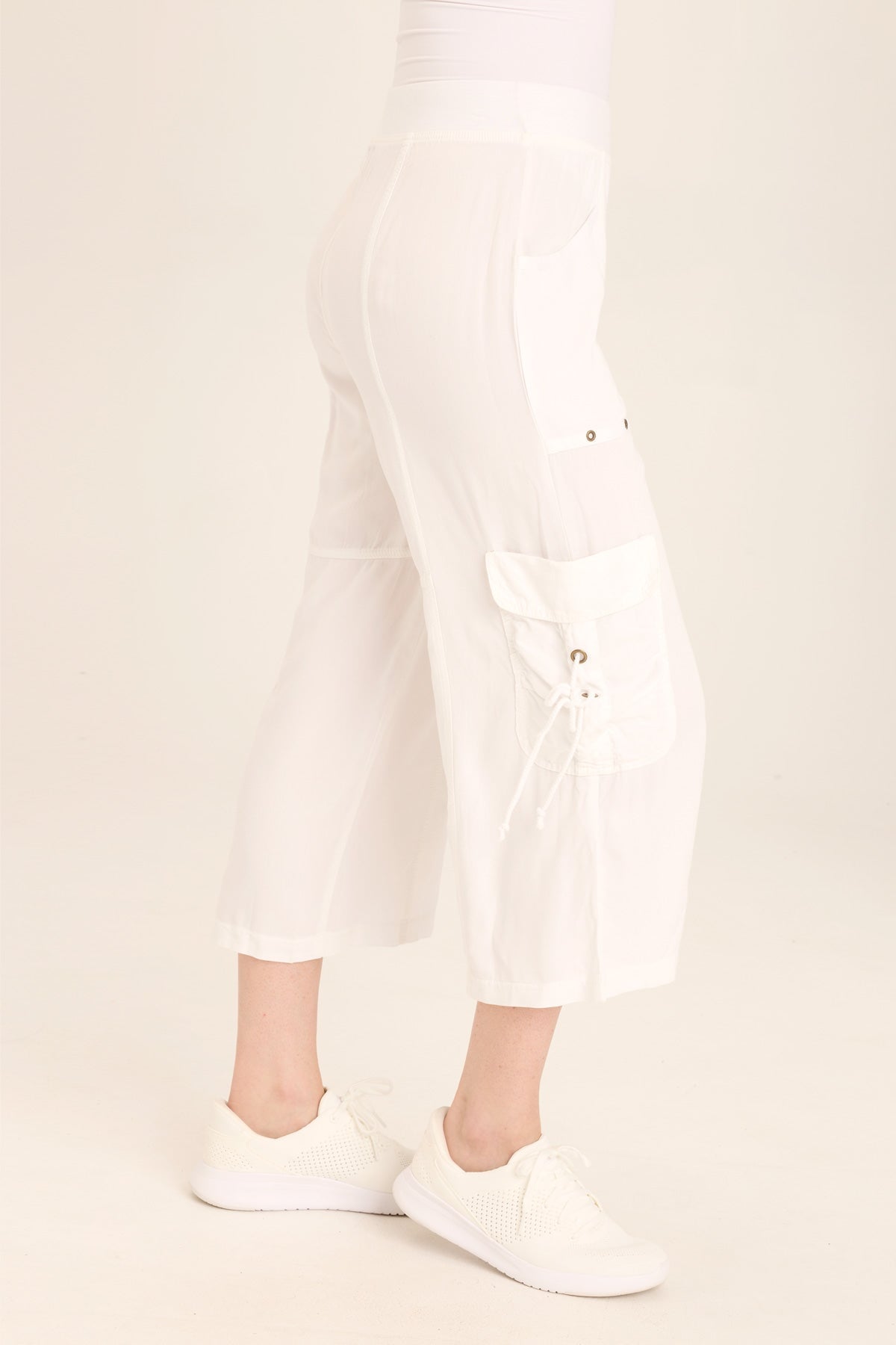Yana Gaucho White Leather Crossbody Bag for Women - Stylish & Durable Handbag for Everyday Use, Work, and Travel