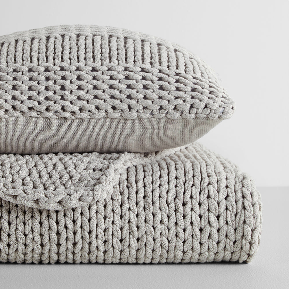 Chunky Knit Throw Blanket & Decorative Pillow Set with Insert - Soft Cozy Living Room Decor for Sofa, Bed, Couch - Perfect for Winter Nights and Home Styling