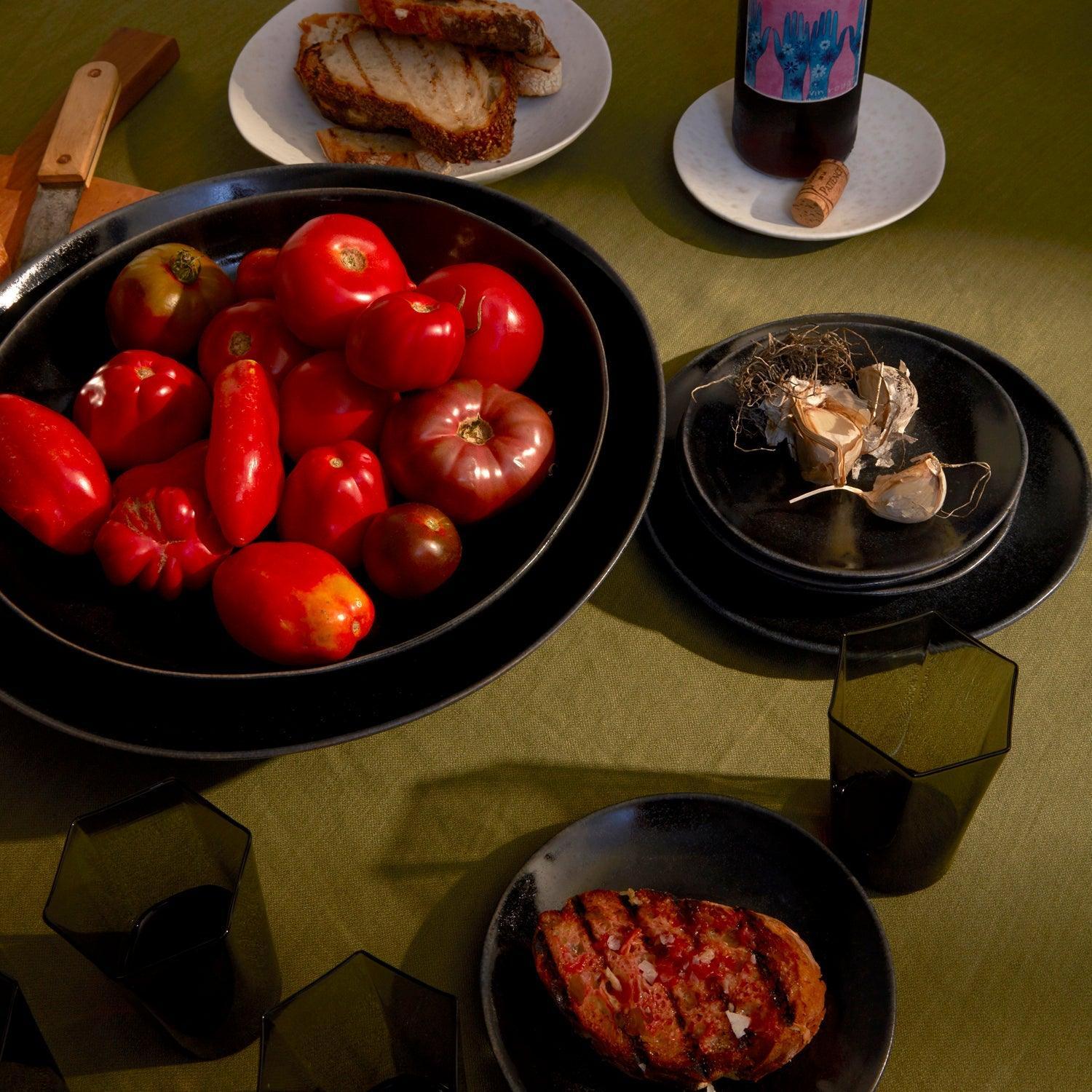 Elegant Terra Dessert Plate Set - Durable Iron Material - Perfect for Afternoon Tea, Wedding Parties & Home Decor