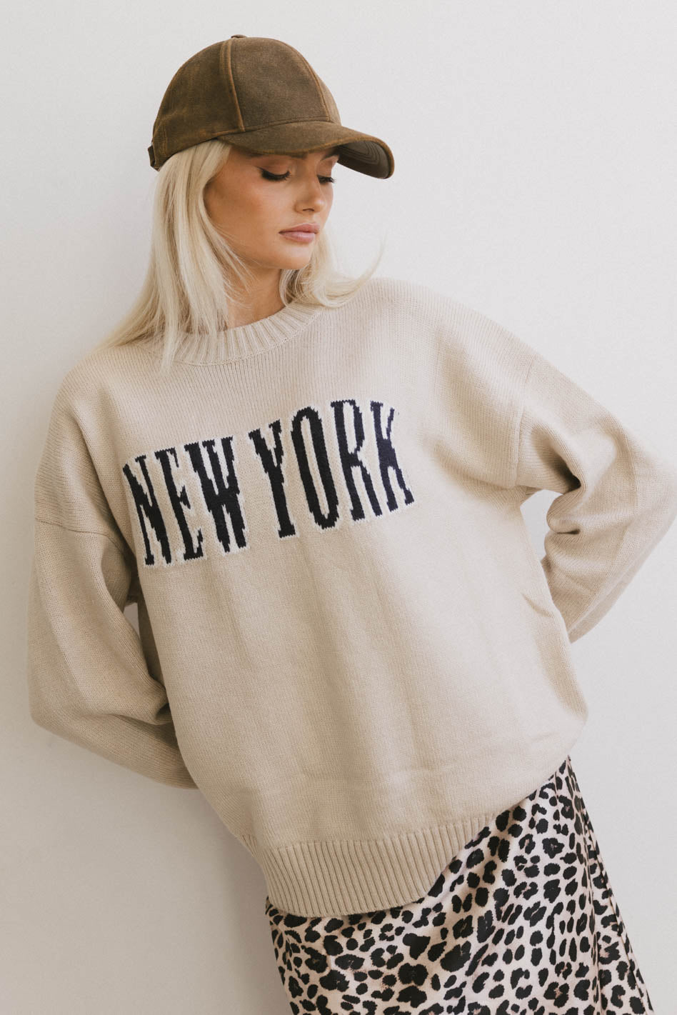 New York Crew Neck Sweater in Cream | Soft Cotton Knit Pullover | Casual Winter Wear for Men & Women | Perfect for Office, Travel & Holiday Outfits