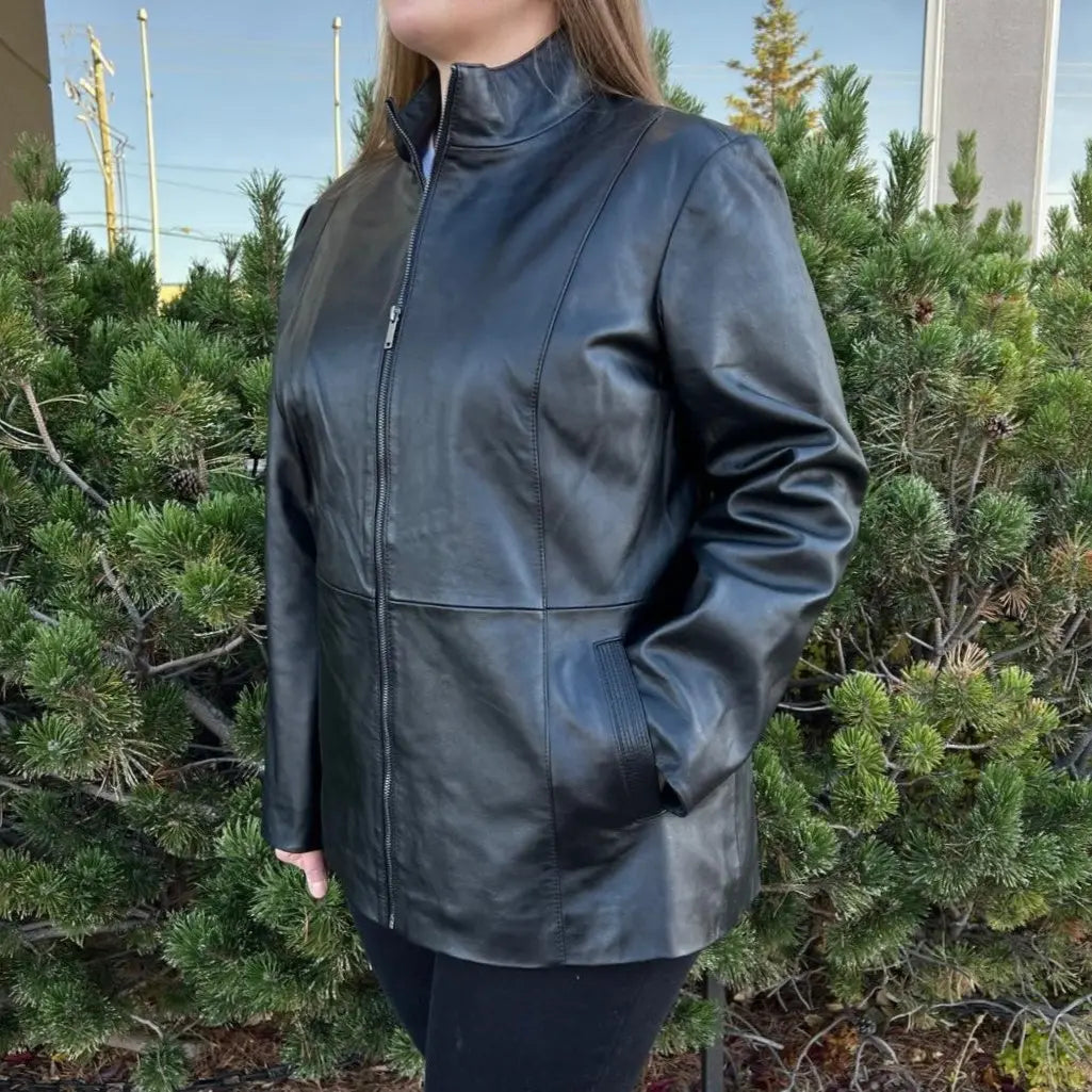 Women's Soft Lamb Leather Jacket with Front Zipper & Dual Pockets - Stylish Outerwear for Fall & Winter Fashion