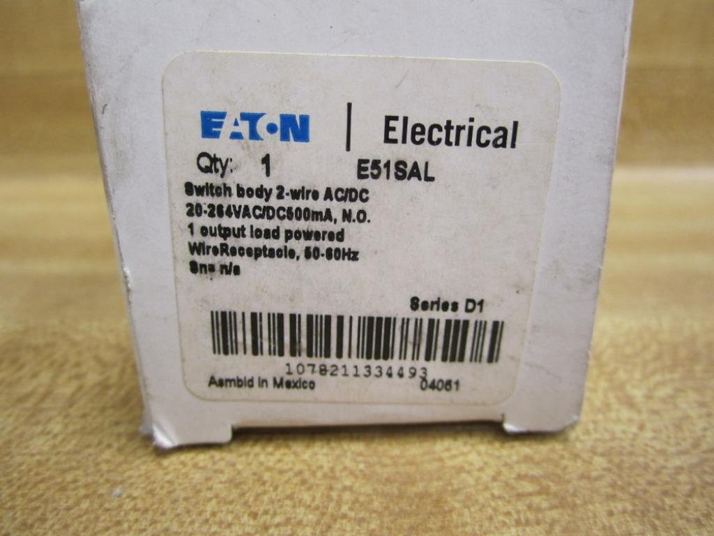 Cutler Hammer E51SAL Inductive Proximity Switch - Normally Open, Panel Mount, Grey - Ideal for Industrial Automation & Machine Safety Applications