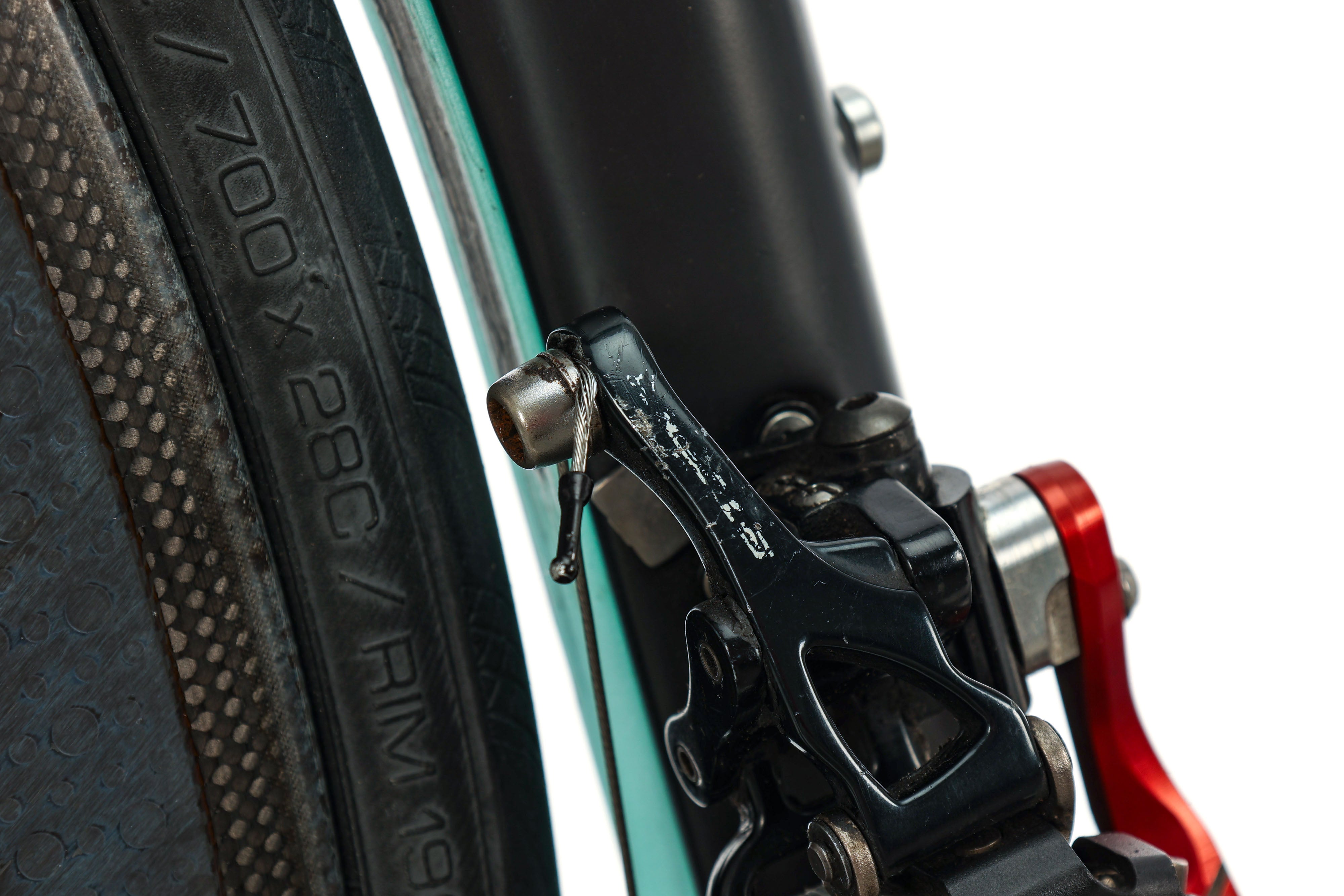 Bianchi Oltre XR4 Road Bike 2018 - 55cm Carbon Frame Racing Bicycle for Men & Women - Perfect for Road Racing, Endurance Training & Long-Distance Cycling