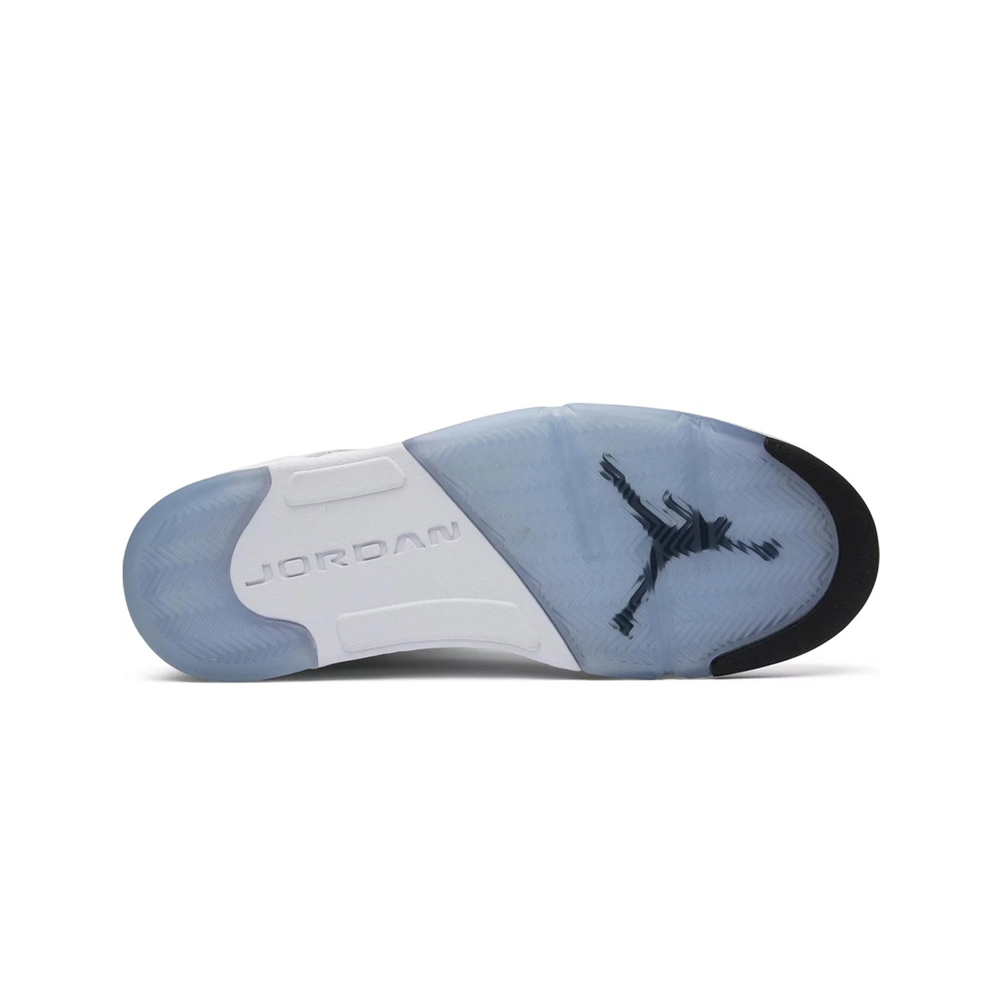Air Jordan 5 Retro 'Metallic White' Men's Basketball Shoes - New Authentic Sneakers for Streetwear & Casual Style | Perfect for Basketball Games, Sneaker Collecting & Urban Fashion