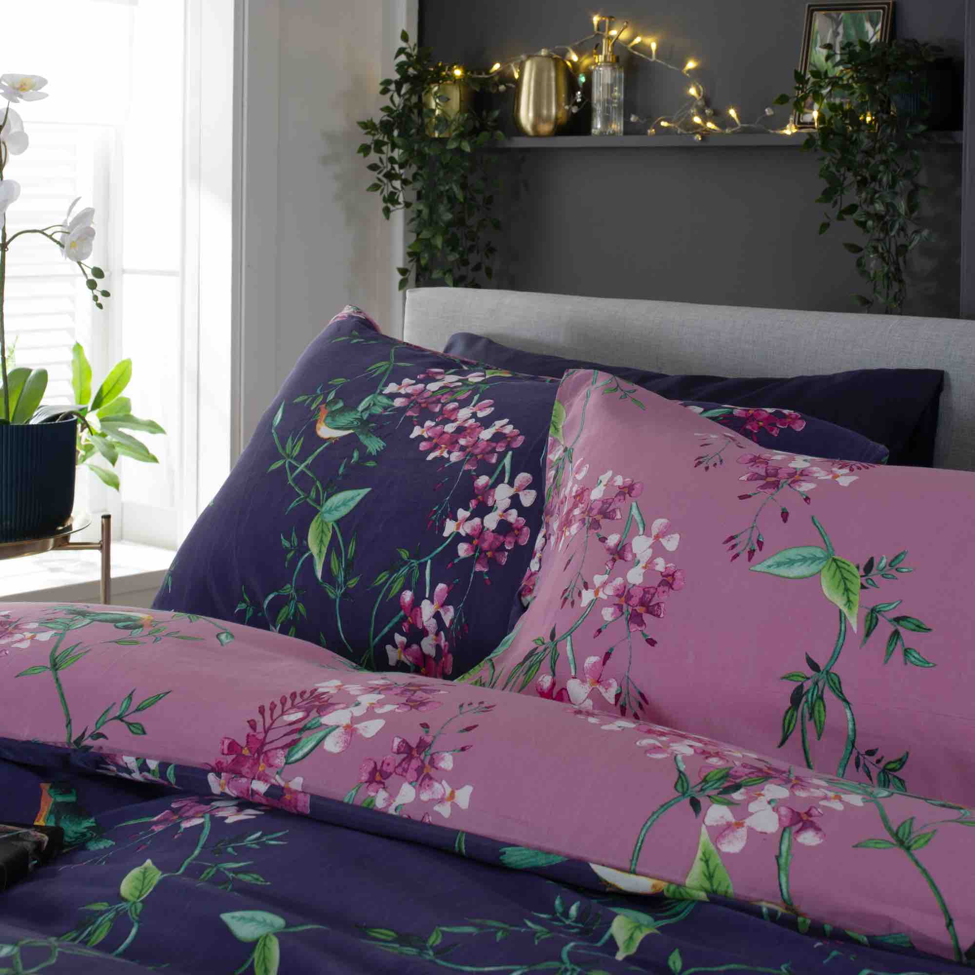 Deyongs 1846 Bird Garden Duvet Cover Set - Plum Floral Bedding, Queen/King Size, Soft Microfiber - Perfect for Bedroom Decor, Guest Room & Cozy Home Styling