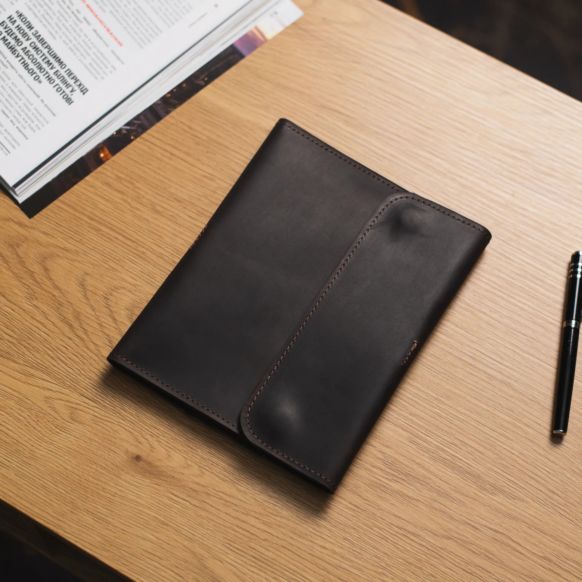 Premium Genuine Leather iPad Portfolio Case - Slim Protective Cover for iPad Pro/Air/Mini with Stand Function | Perfect for Business, Travel & Home Use