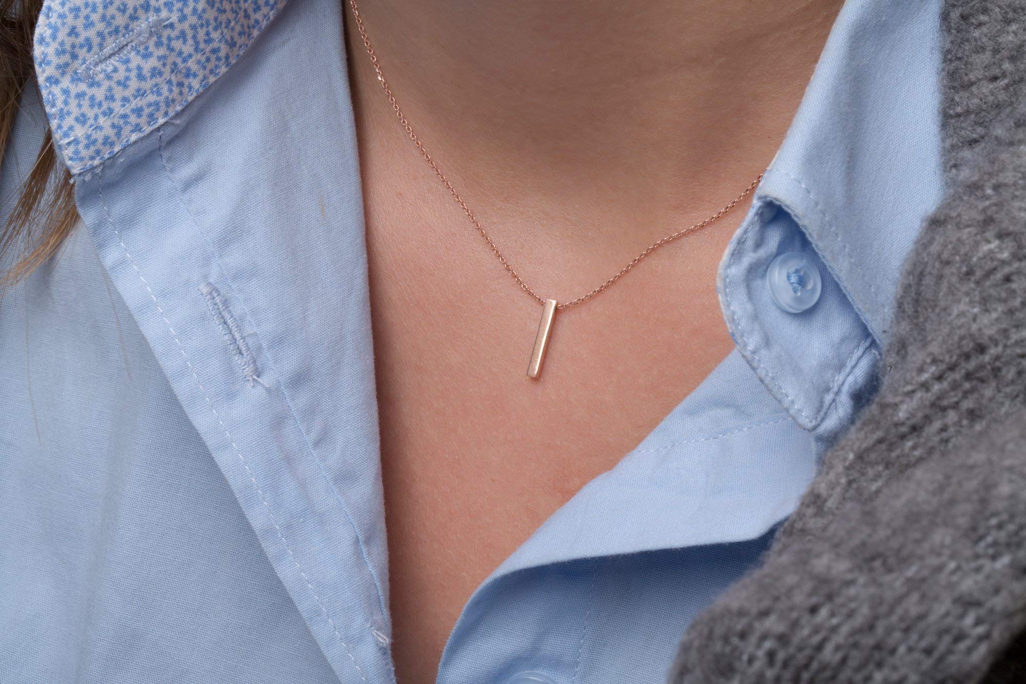 Elegant 14K Gold Bar Necklace - Square Bar Pendant, Rose Gold Tiny Bar Necklace for Women, Trendy Minimalist Jewelry Gift for Her | Perfect for Everyday Wear, Date Nights & Special Occasions