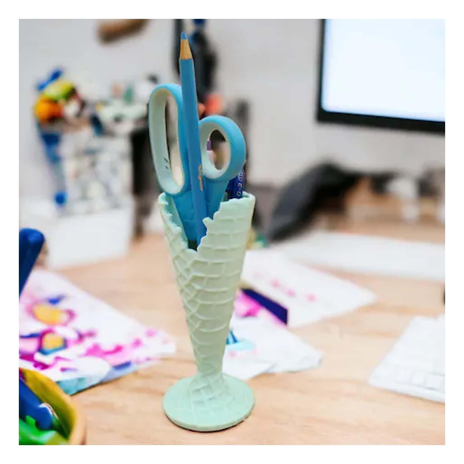 3D Printed Personalized Desk Pen Holder - Cute Gradient Peach Office Organizer with Free Mini Ice Cream Pen (Perfect for Home, Office & School Desk Storage)