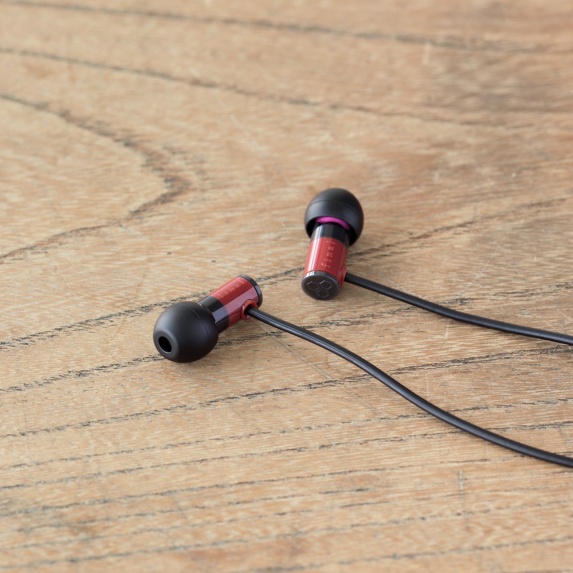 Final Audio E1000 High-Fidelity In-Ear Earphones with Crystal Clear Sound - Perfect for Music Lovers, Audiophiles & Commuters