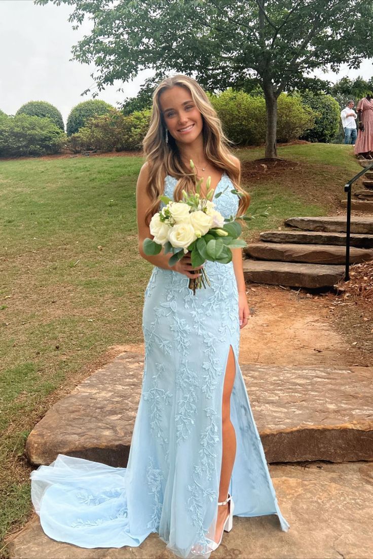 Elegant Light Blue Lace Graduation Dress - Mermaid Style Long Formal Gown for Prom, Homecoming & Special Occasions