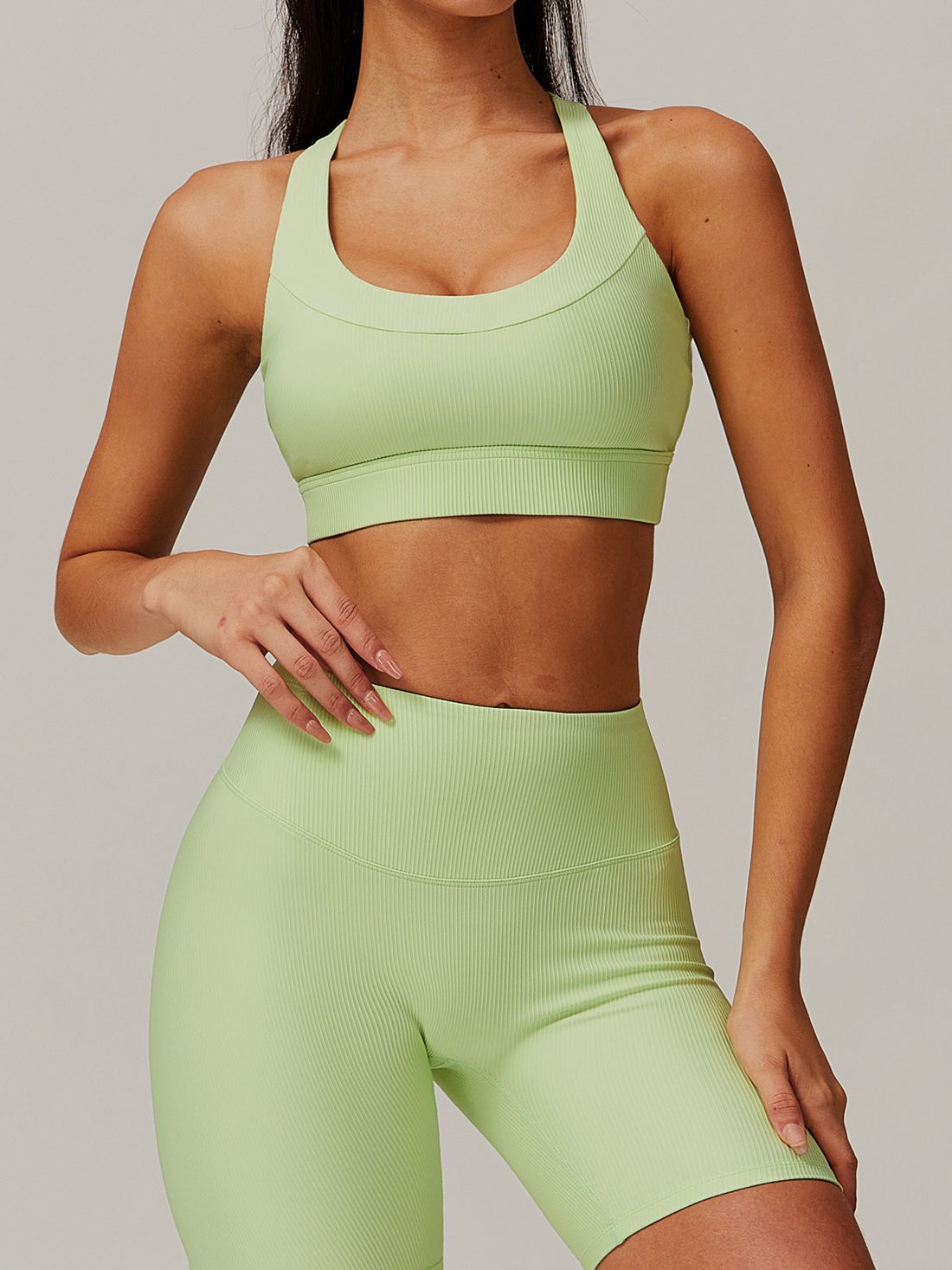 ZASUWA Women's Solid Color Hollow Out U Neck Quick Dry Sports Bra - Perfect for Yoga, Running & Gym Workouts