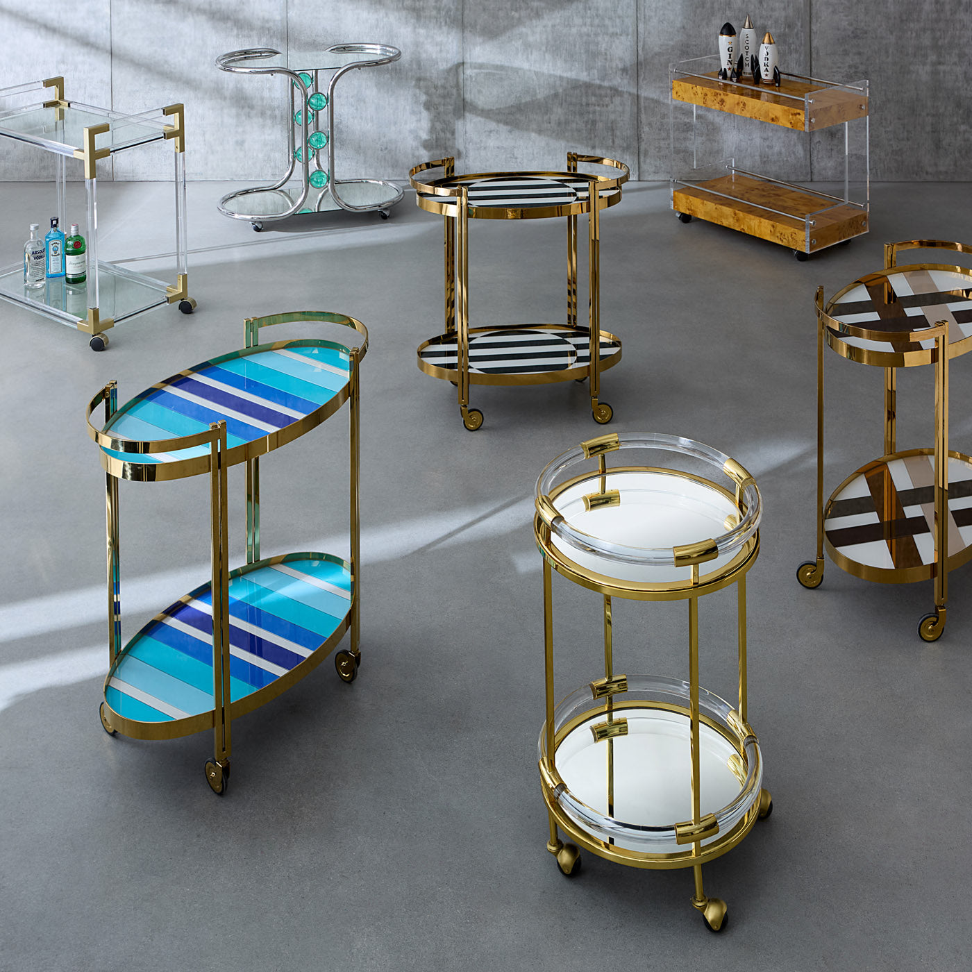 Jacques Round Bar Cart - Modern Rolling Drink Cart with Wheels for Home Bar, Living Room, or Outdoor Entertaining | Stylish & Functional Beverage Serving Cart