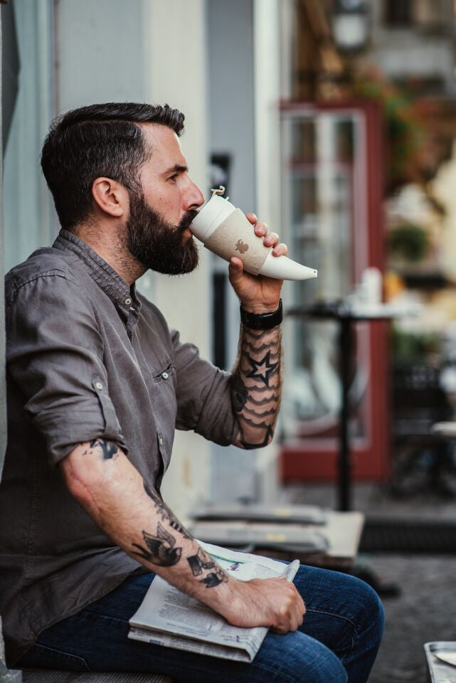 16oz (473mL) Goat Mug - Unique Ceramic Coffee Cup for Tea, Hot Chocolate & Milk - Perfect for Home, Office & Gifts