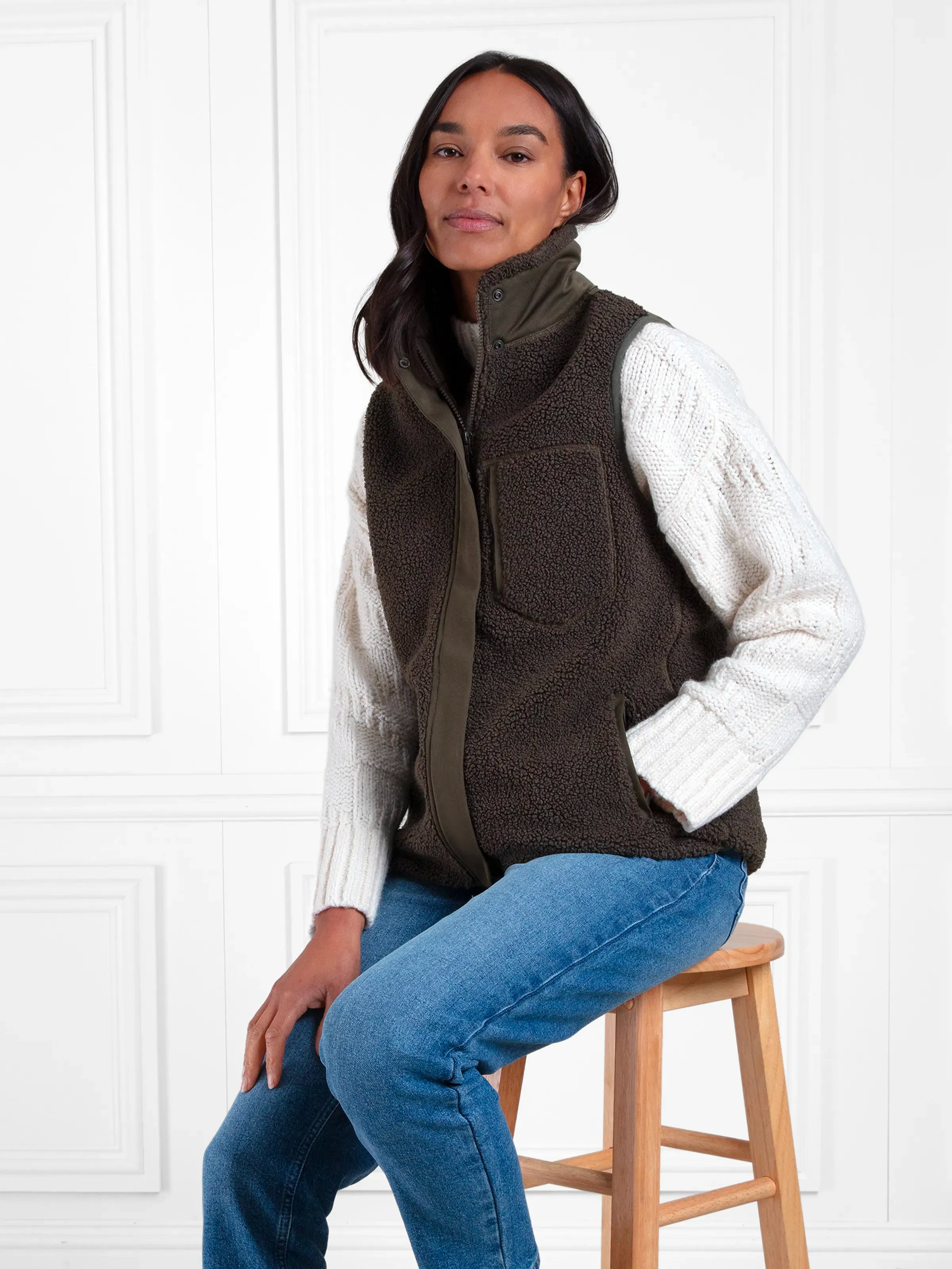 Agnes Fleece Gilet Vest for Women - Cozy Khaki Winter Layering Piece - Perfect for Outdoor Activities & Casual Wear