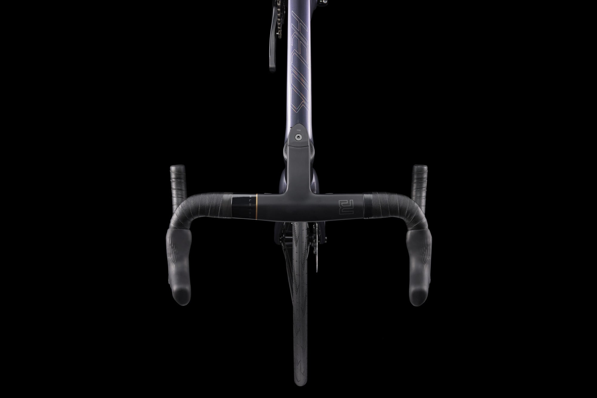 Polygon Helios A7X 105 Di2 Carbon Road Bike - Lightweight Carbon Fiber Racing Bicycle with Shimano Di2 Shifting for Road Cycling, Training & Endurance Races