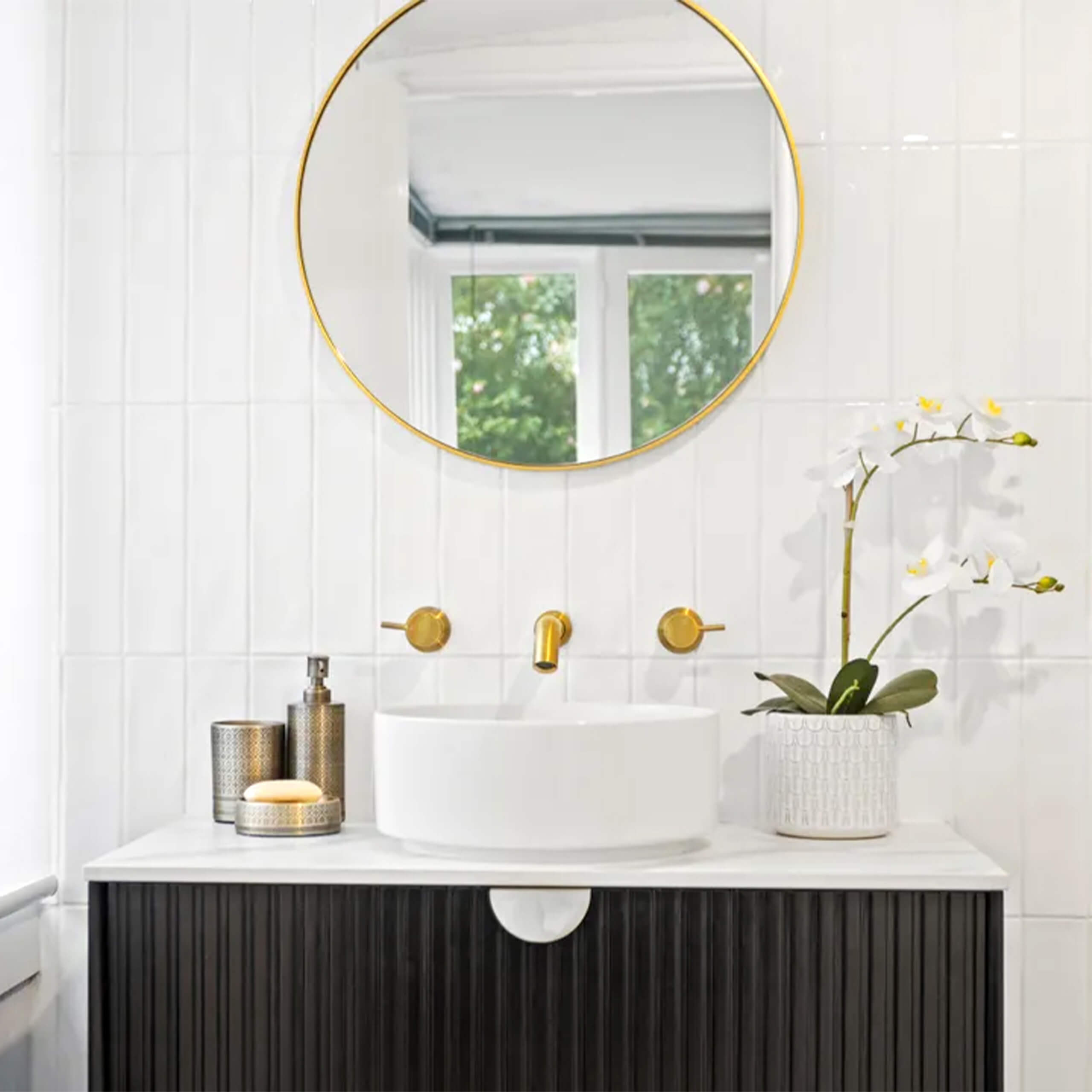 Marlo Single Basin Bathroom Vanity - Modern Sink Cabinet with Soft Close Doors & Drawers - Perfect for Small Bathrooms, Powder Rooms & Guest Baths