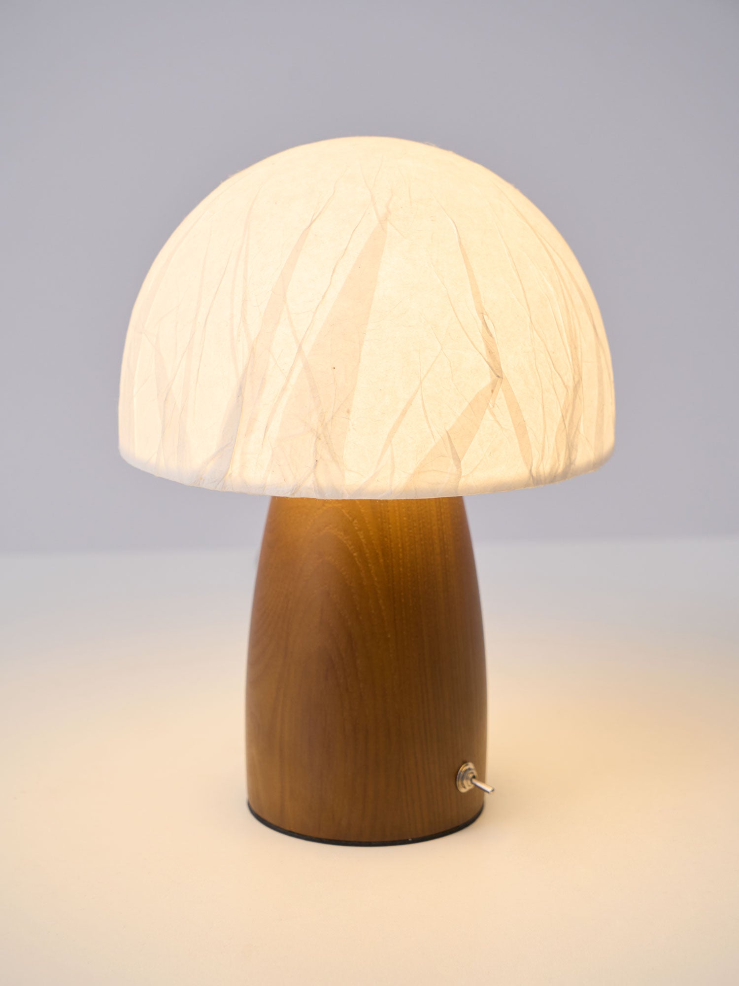Myco Mushroom Table Lamp - Modern LED Night Light for Bedroom, Nursery, Living Room - Soft Glow & Energy Efficient - Perfect for Relaxation & Decor