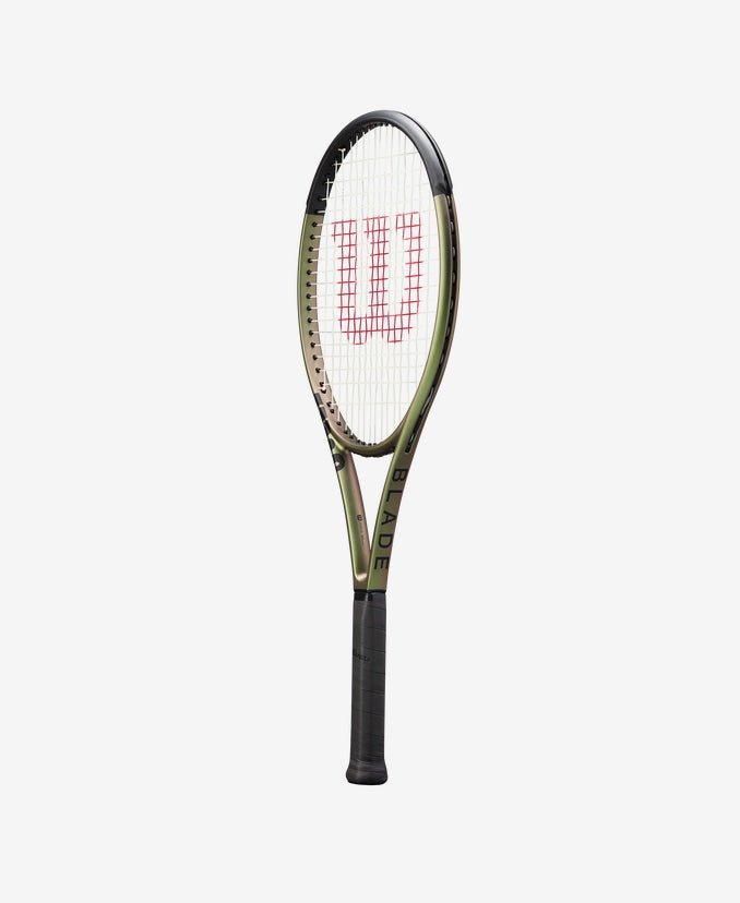 Wilson Blade 100 V8 Tennis Racket - Lightweight Carbon Fiber Tennis Racquet for Adults & Juniors | Perfect for Competitive Play & Training Sessions