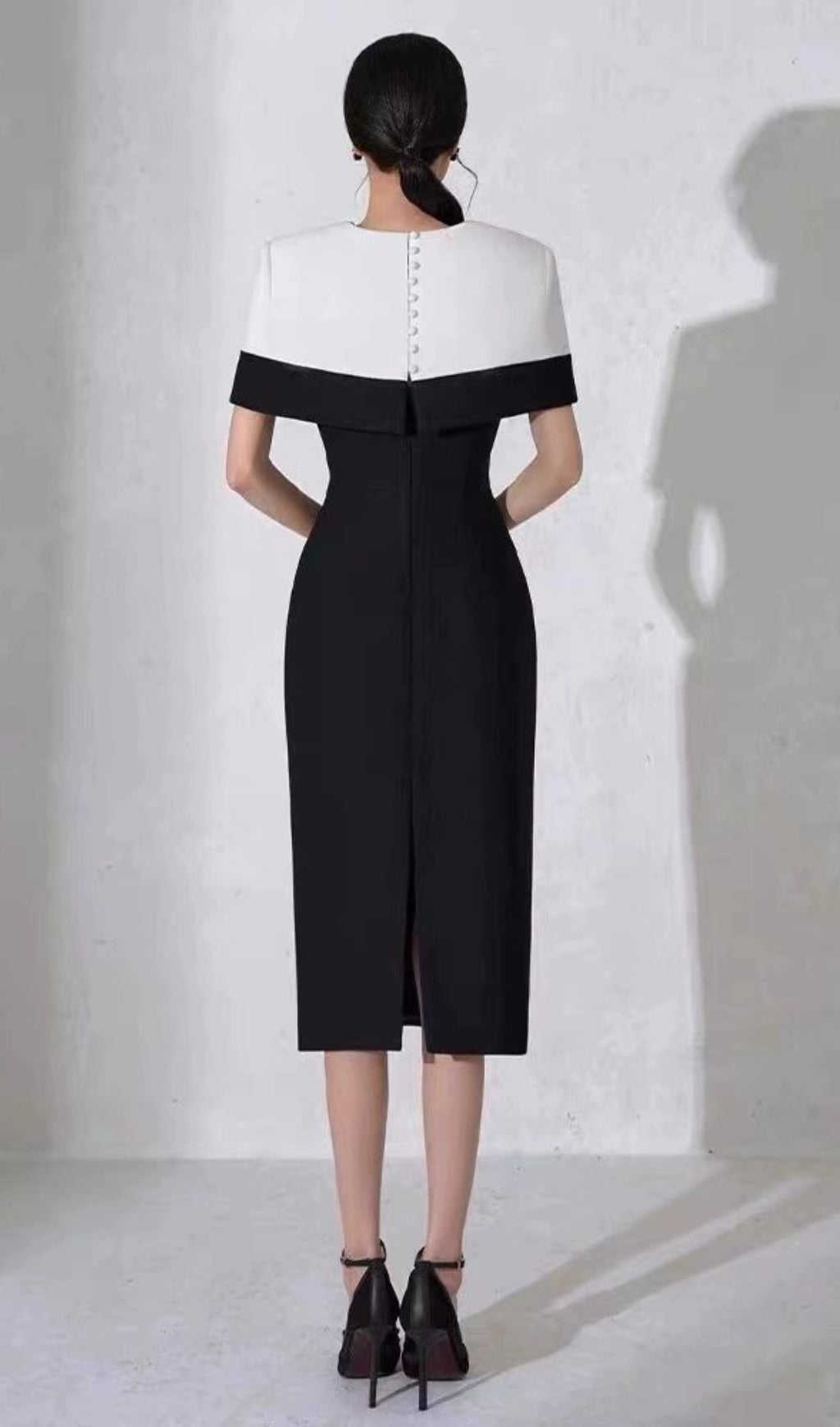 Elegant Cape Coat & Suspenders Two-Piece Dress Set for Women | Vintage-Inspired Outfit for Parties, Weddings & Special Occasions