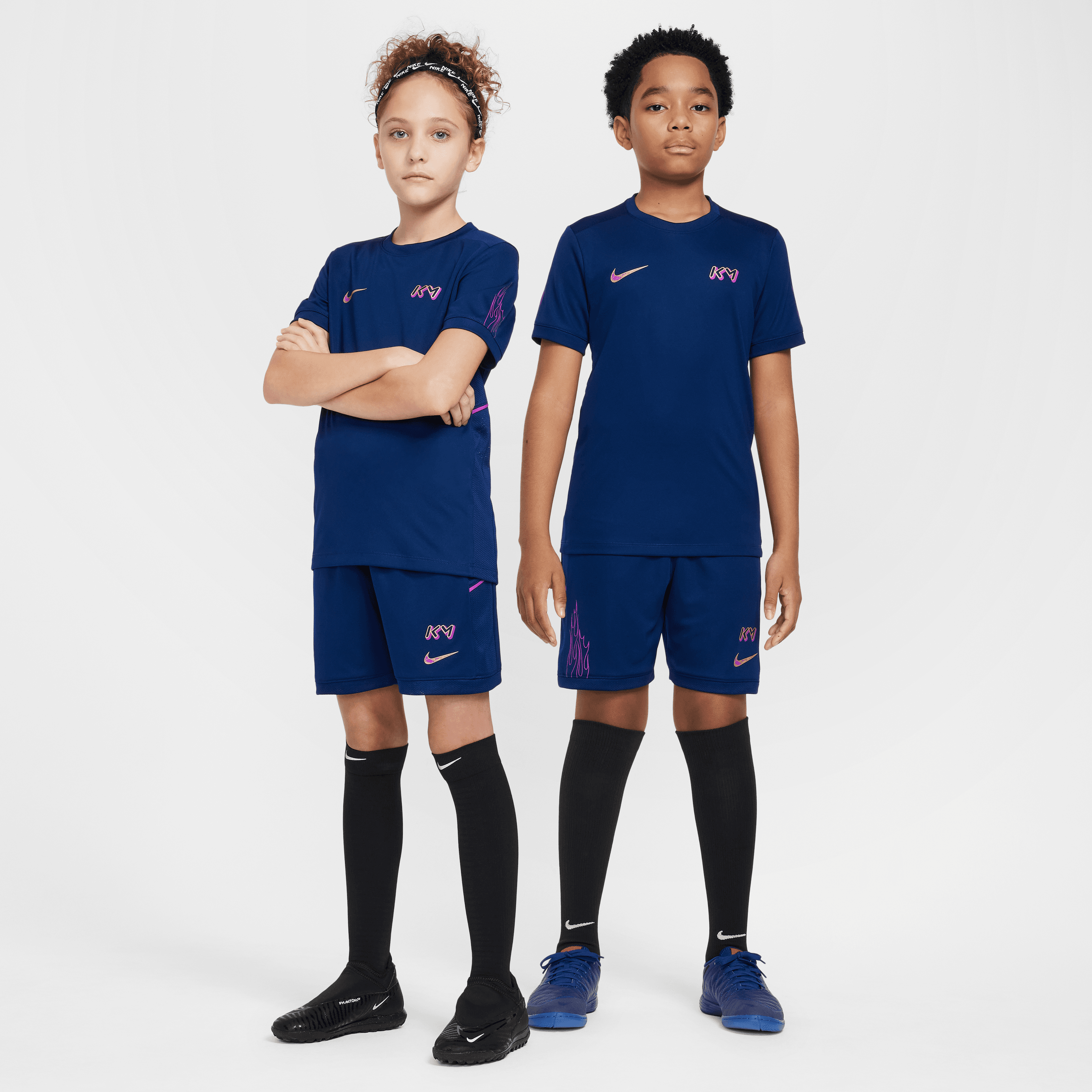 Nike Kylian Mbappé Youth Dri-FIT Academy25 Football Shorts - Blue Void/Metallic Gold - Moisture-Wicking Soccer Shorts for Kids - Perfect for Training, Matches & Outdoor Sports