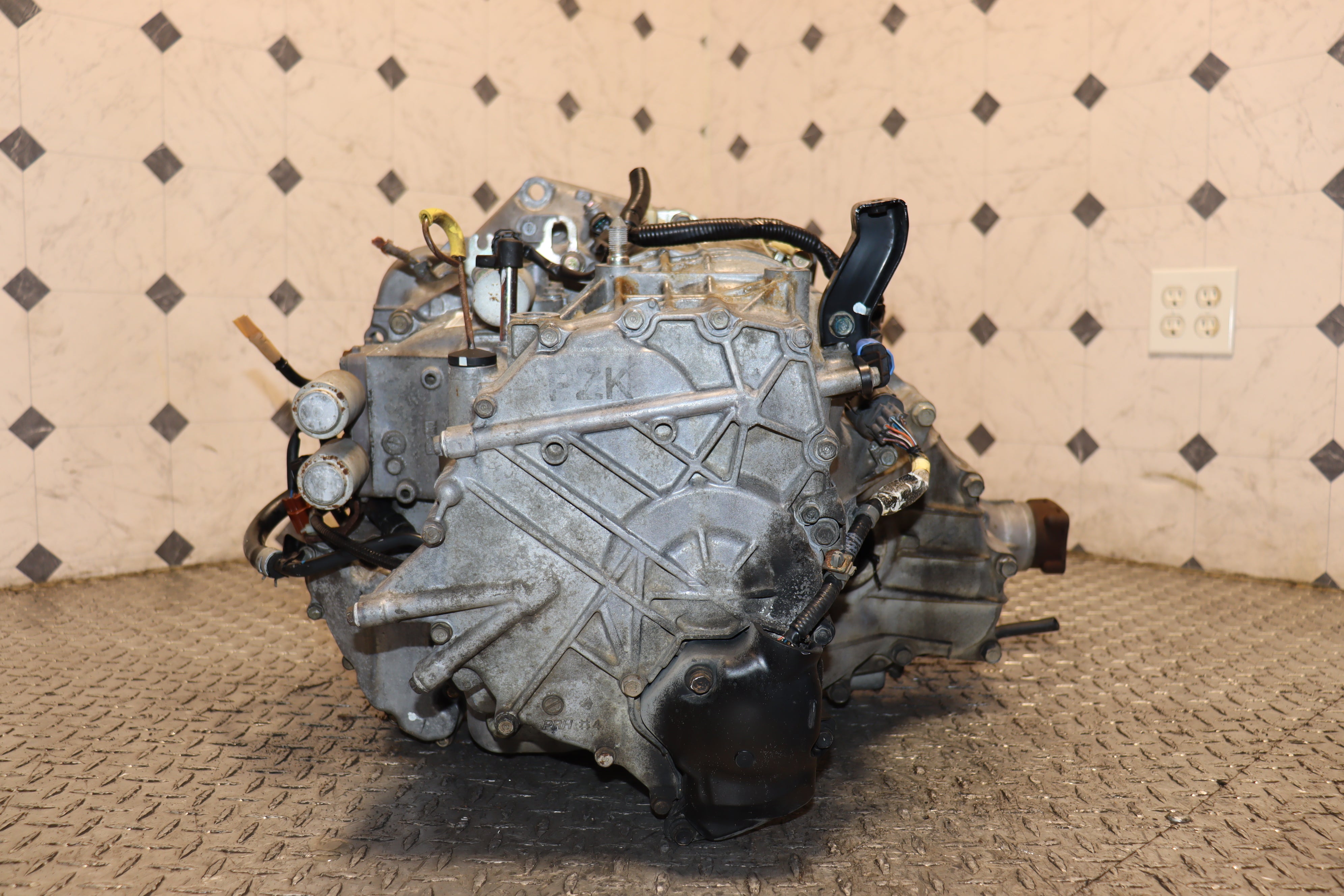 JDM K24A Automatic Transmission 4WD 4 Speed for 2002-2004 Honda CR-V AWD - Perfect for Engine Swap & Performance Upgrades